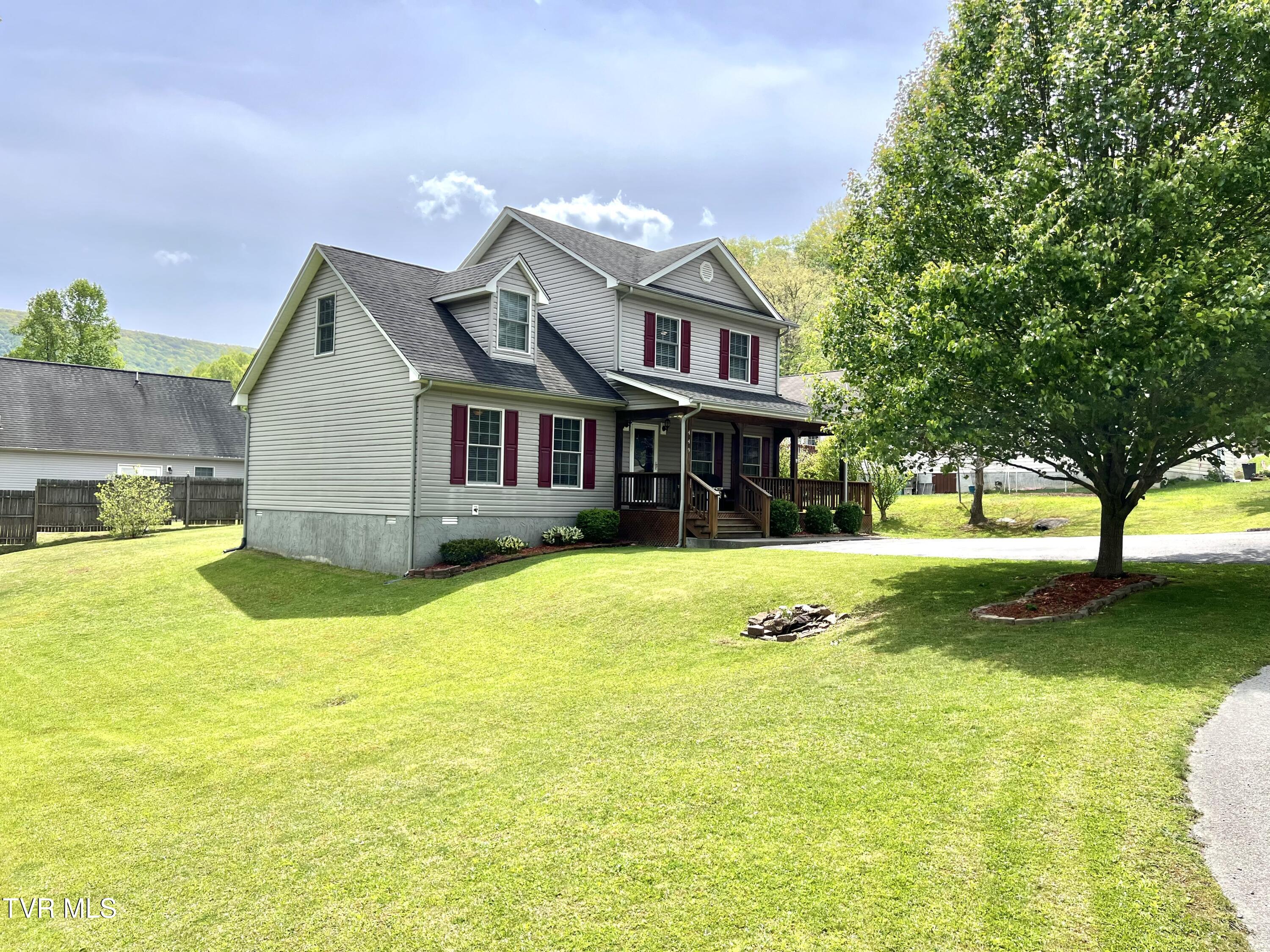 449 Mulberry Lane