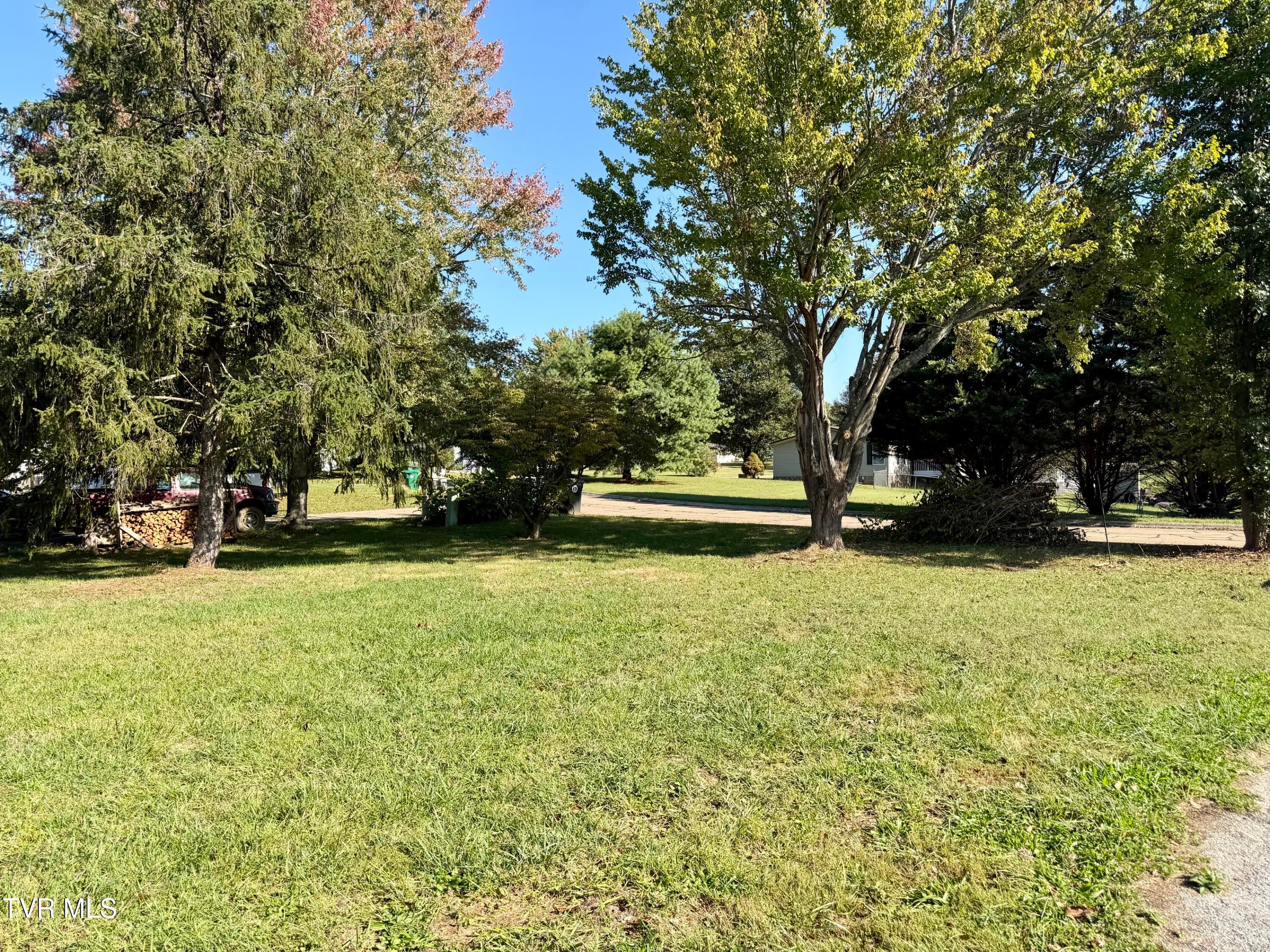 251 Meadowood Drive