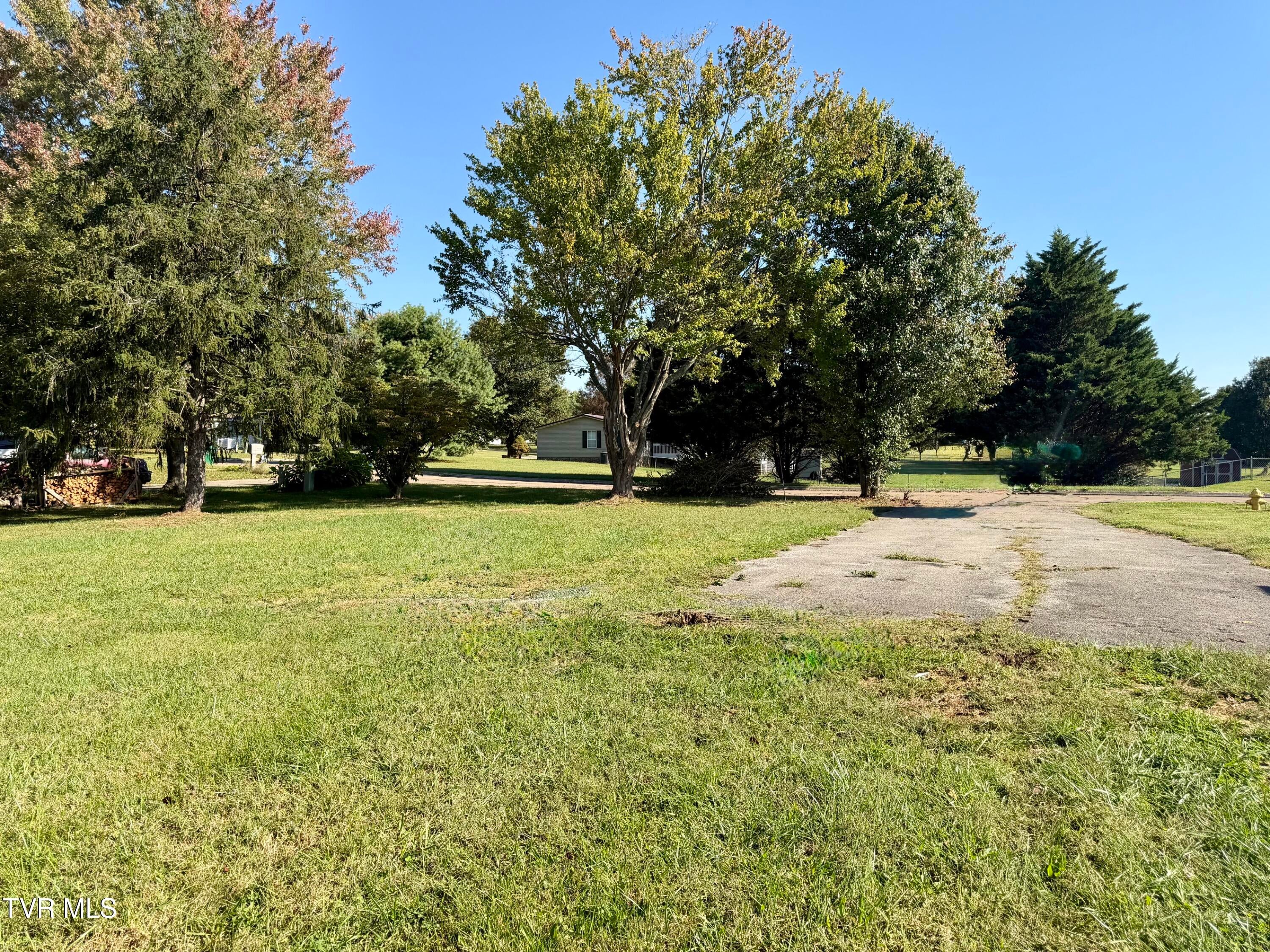 251 Meadowood Drive