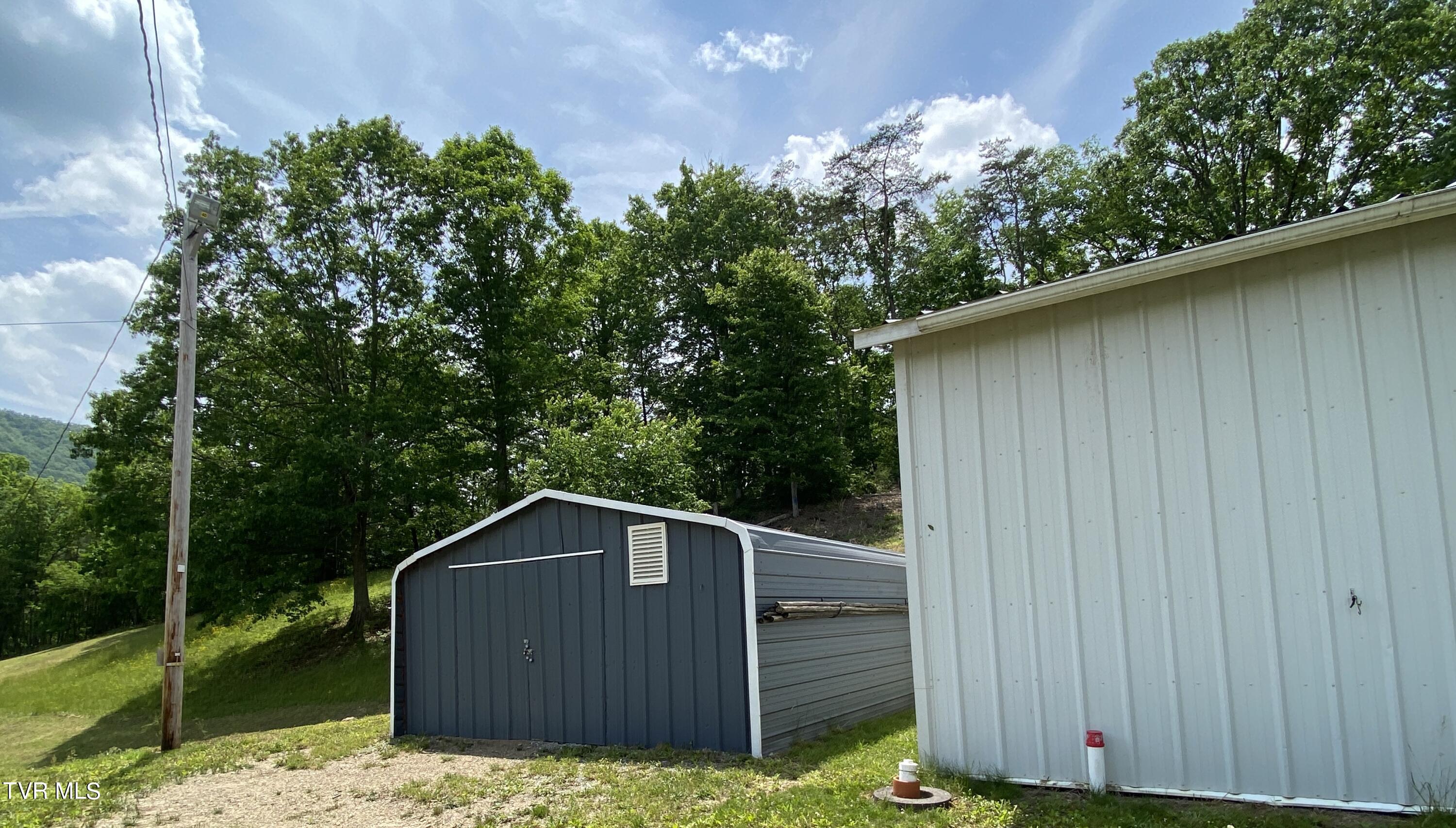 310 Pickle Hollow Road, Saltville, Virginia image 27