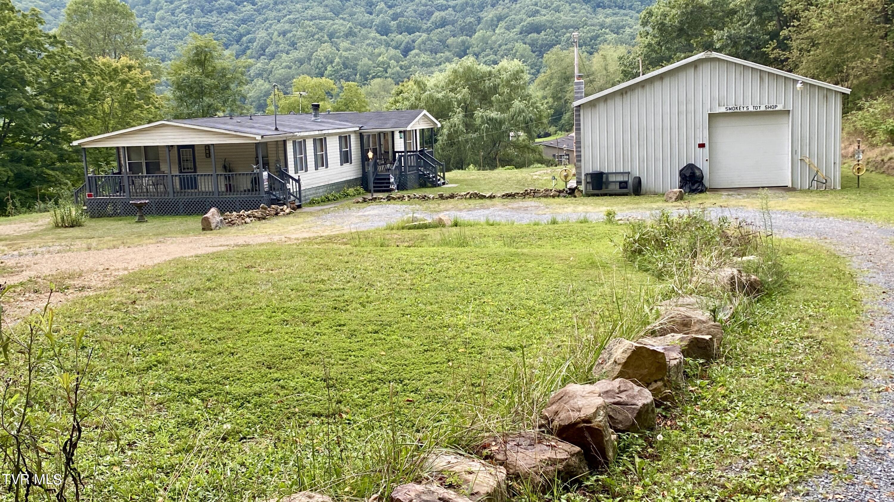 310 Pickle Hollow Road, Saltville, Virginia image 2