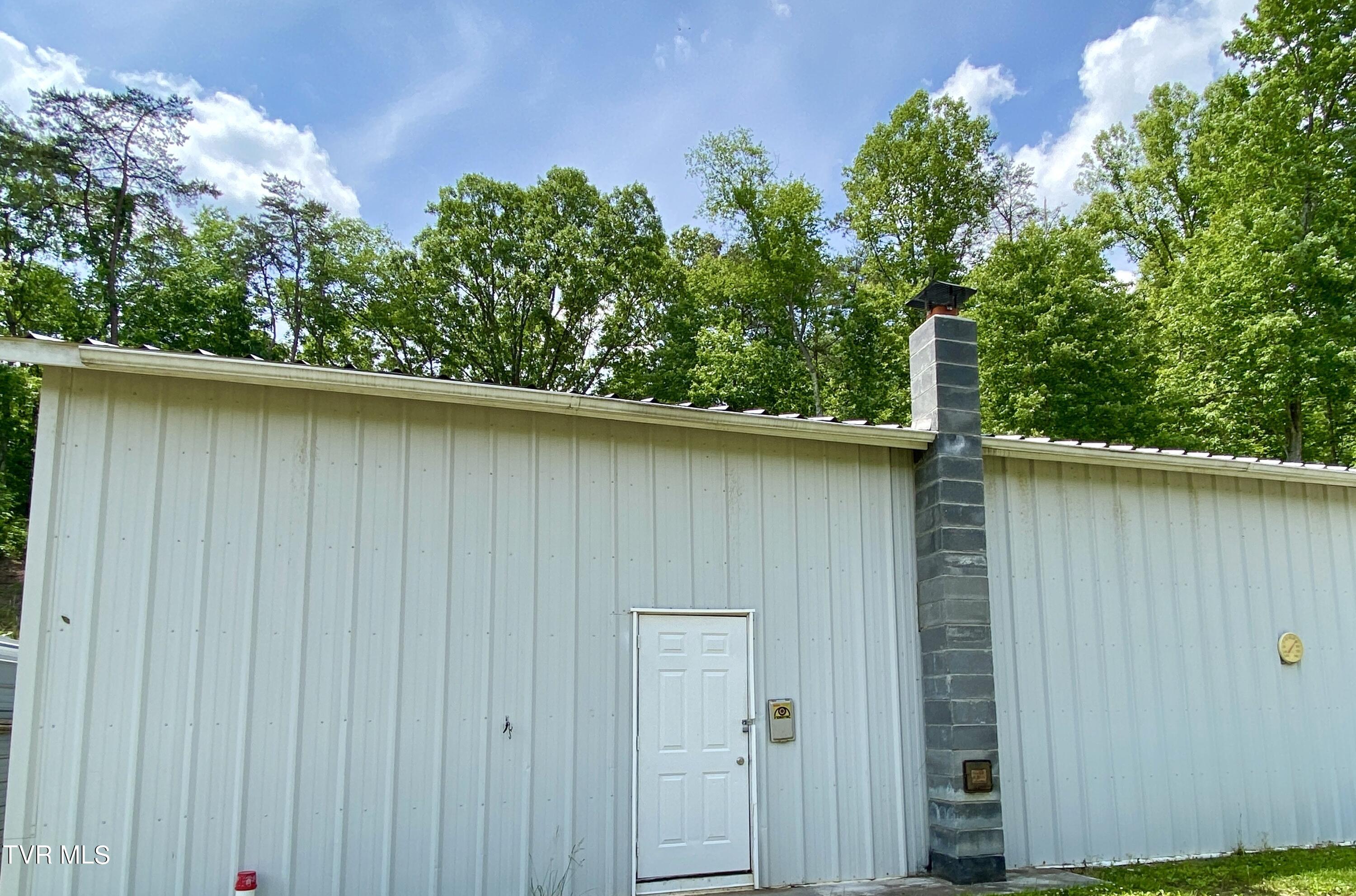 310 Pickle Hollow Road, Saltville, Virginia image 25