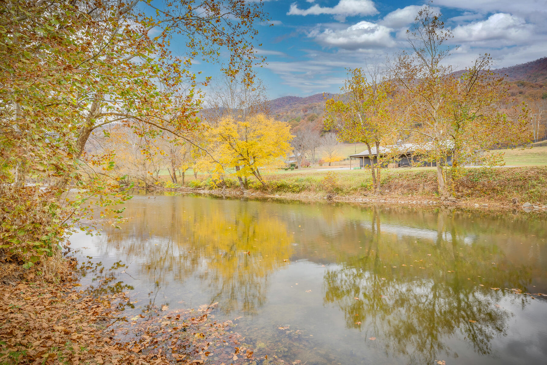 7456 A P Carter Highway, Hiltons, Virginia image 35
