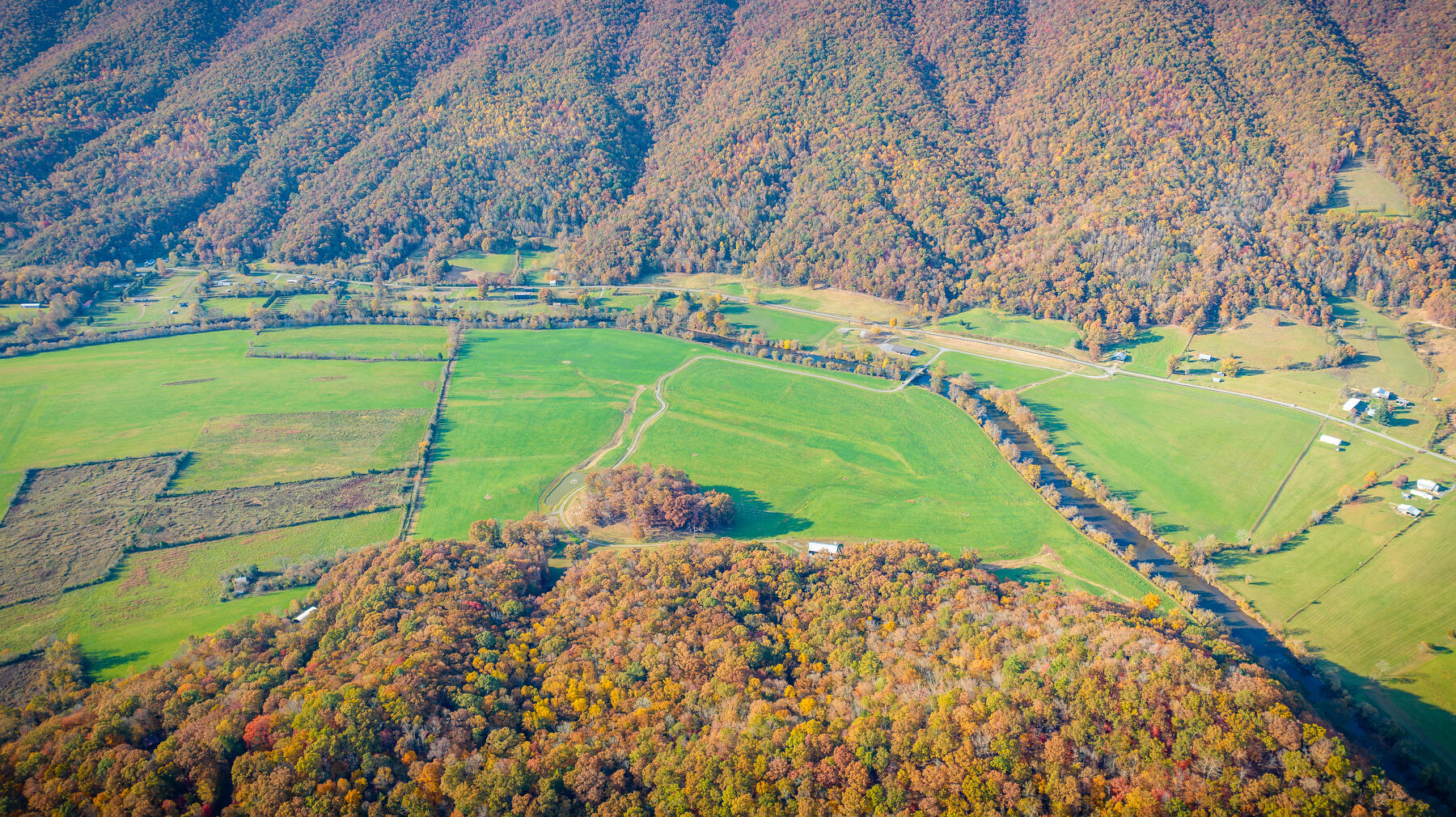 7456 A P Carter Highway, Hiltons, Virginia image 42