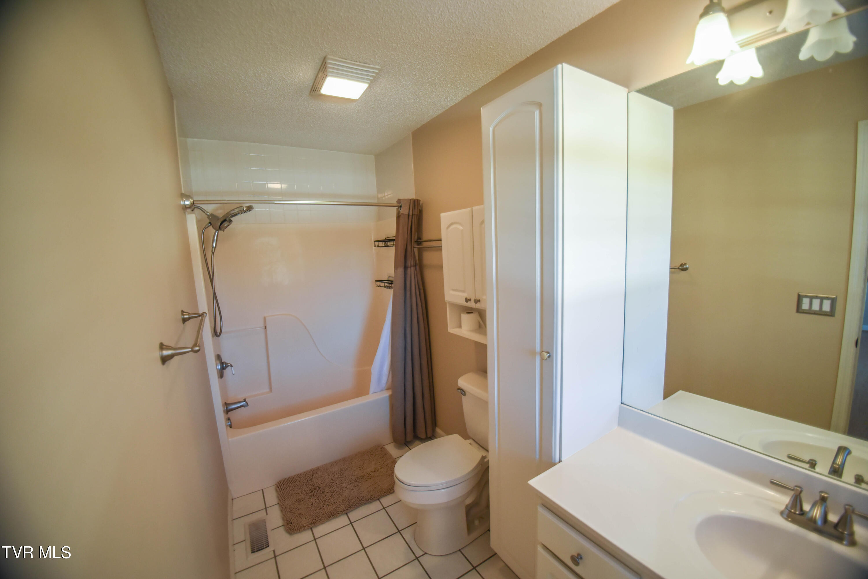 104 Mountain View Drive, Mount Carmel, Tennessee image 17