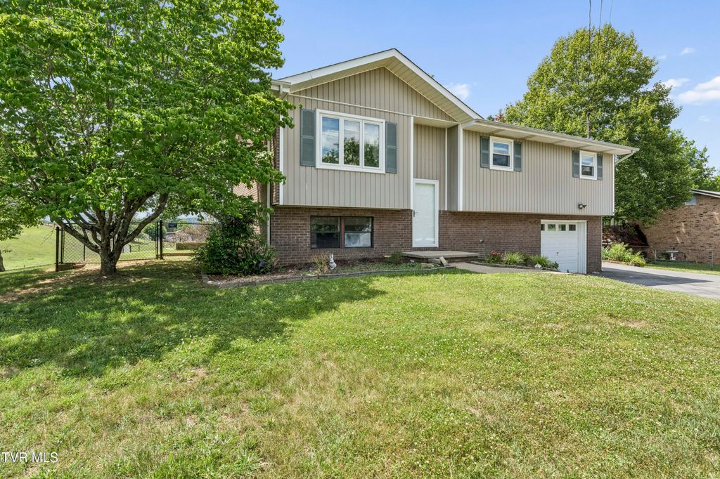 Photo of 1046 Okrina Drive, Church Hill, TN 37642 (MLS # 9997017)
