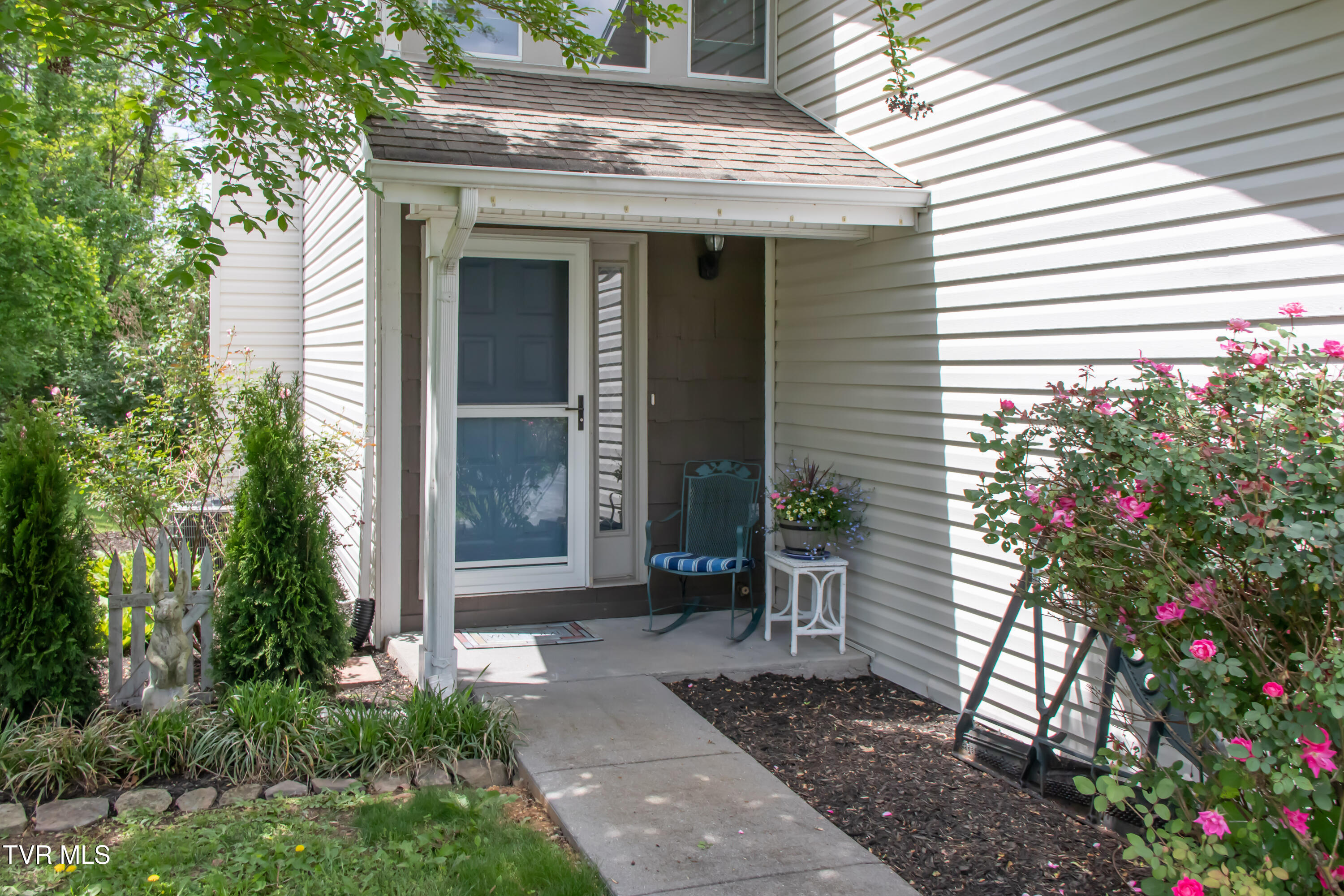 115 Timberbrook Drive, Bristol, Virginia image 3