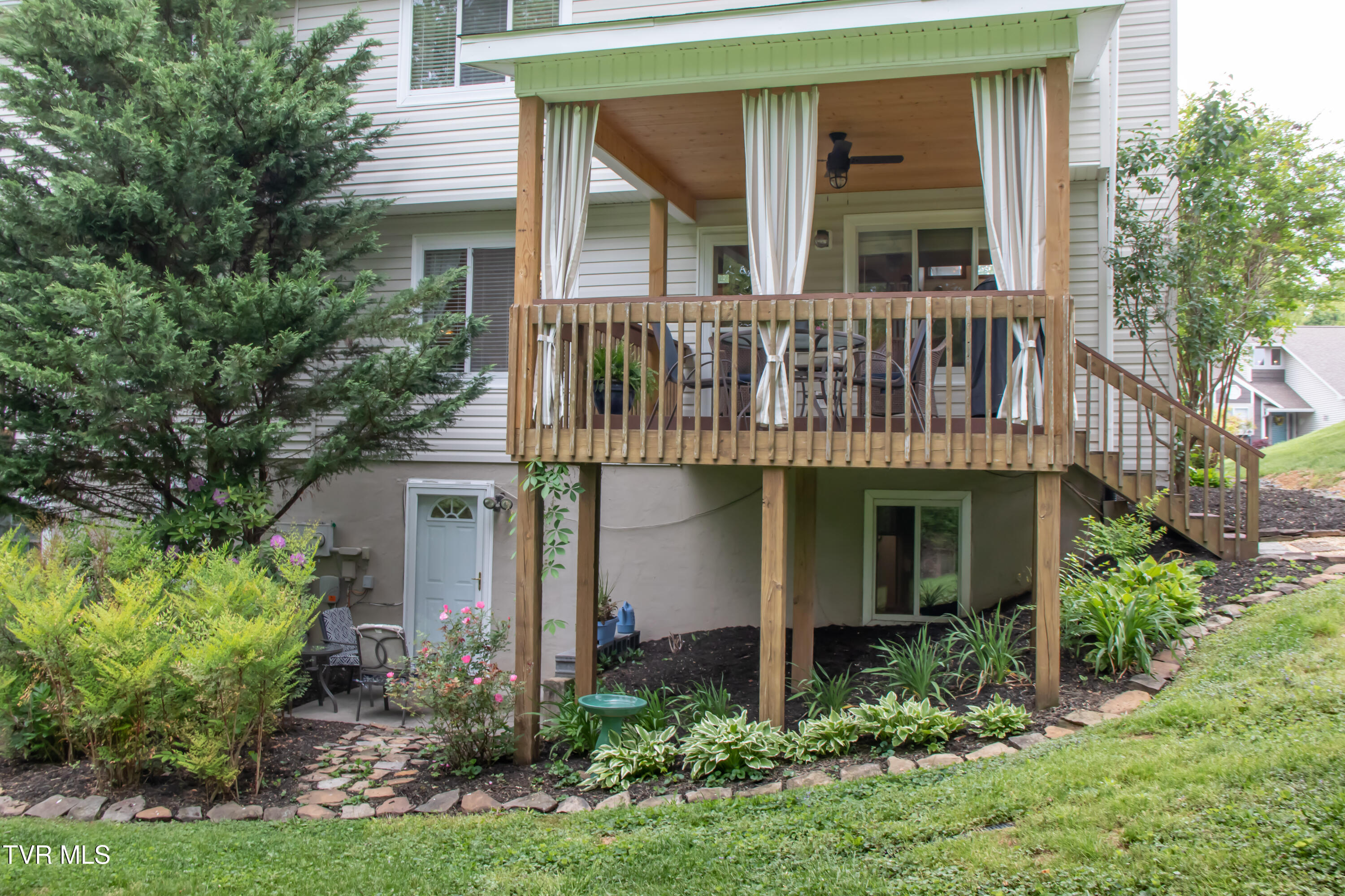 115 Timberbrook Drive, Bristol, Virginia image 9