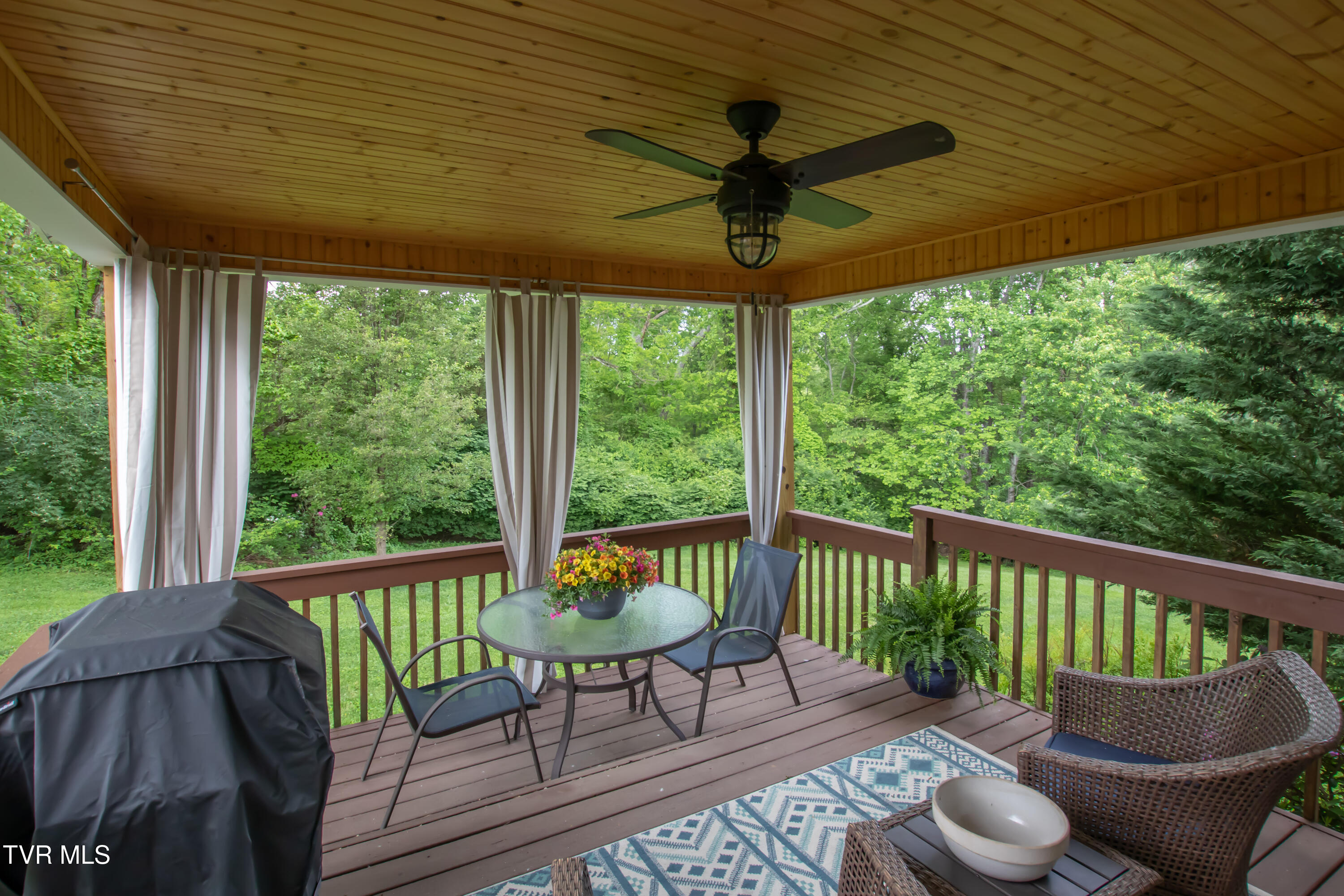 115 Timberbrook Drive, Bristol, Virginia image 6