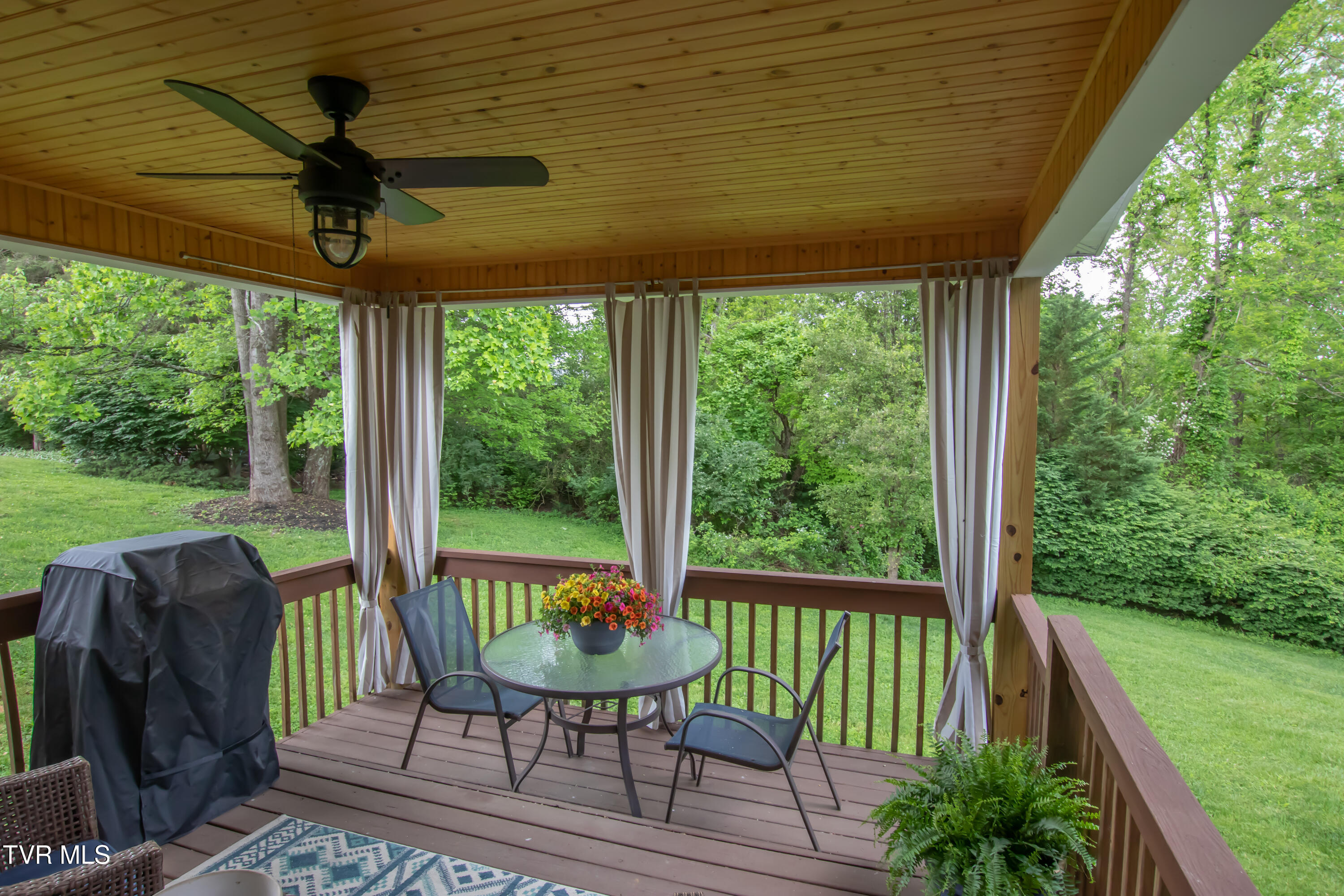 115 Timberbrook Drive, Bristol, Virginia image 8