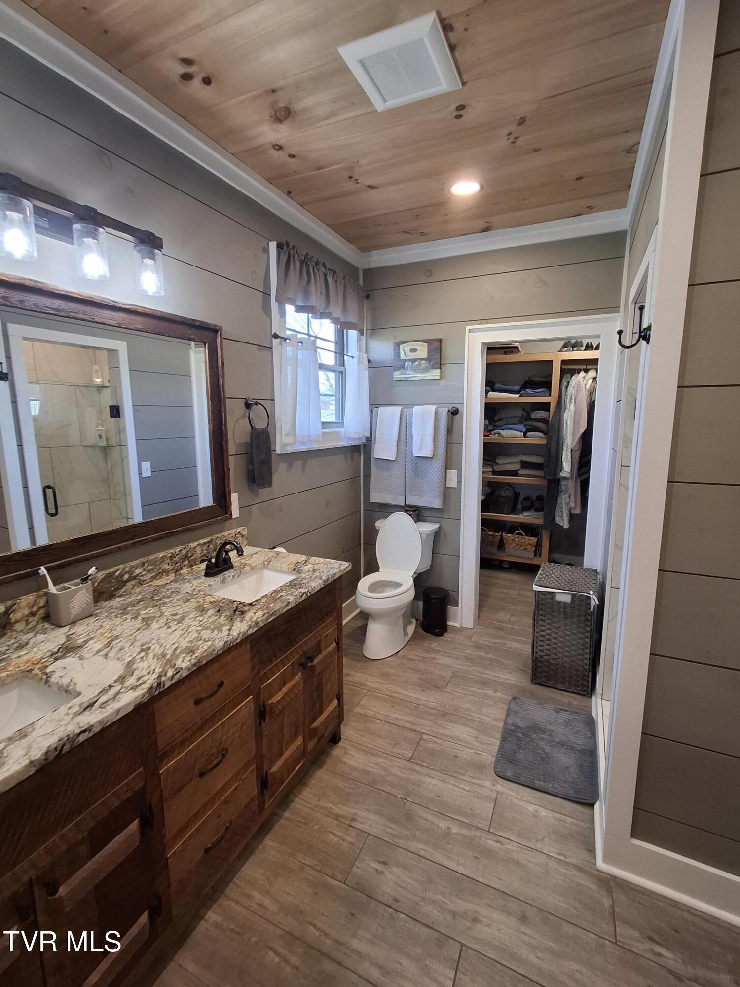 4246 Roan Creek Road, Mountain City, Tennessee image 20