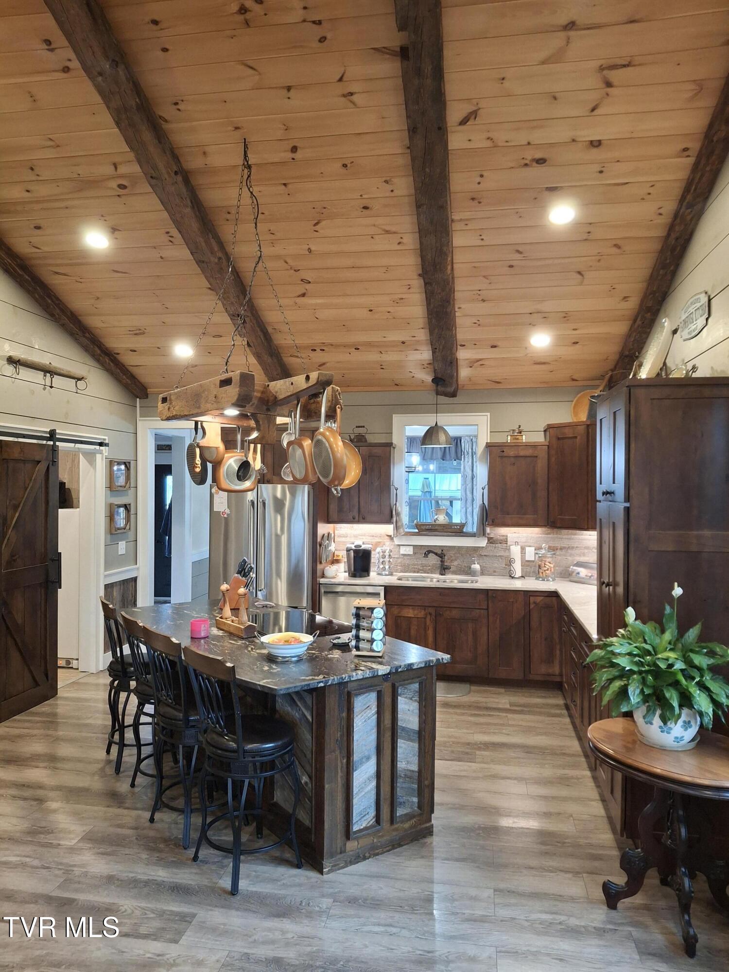 4246 Roan Creek Road, Mountain City, Tennessee image 39