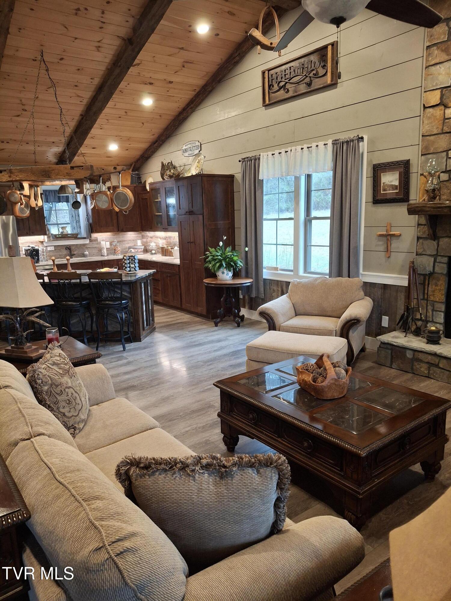 4246 Roan Creek Road, Mountain City, Tennessee image 37