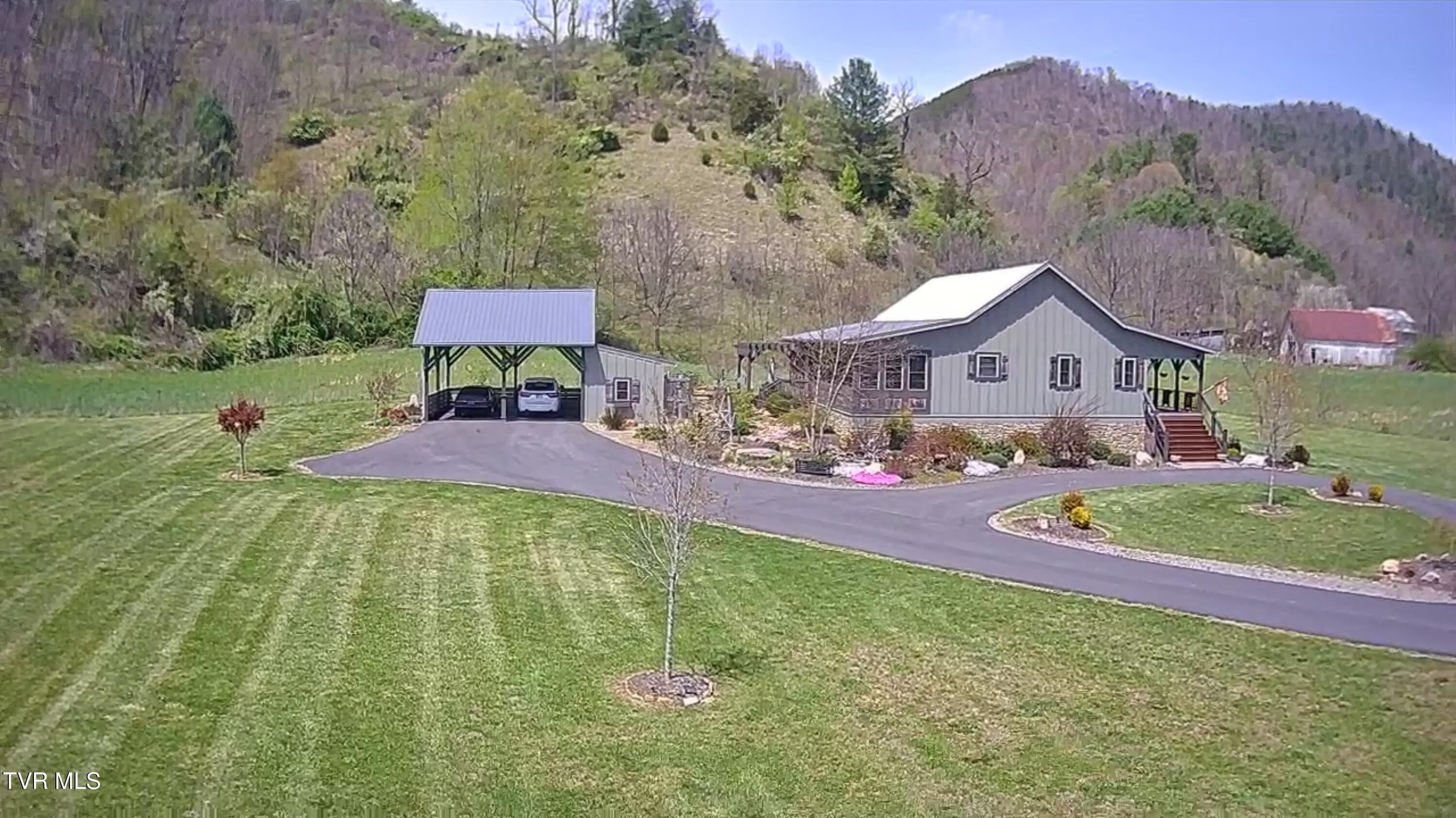 4246 Roan Creek Road, Mountain City, Tennessee image 5
