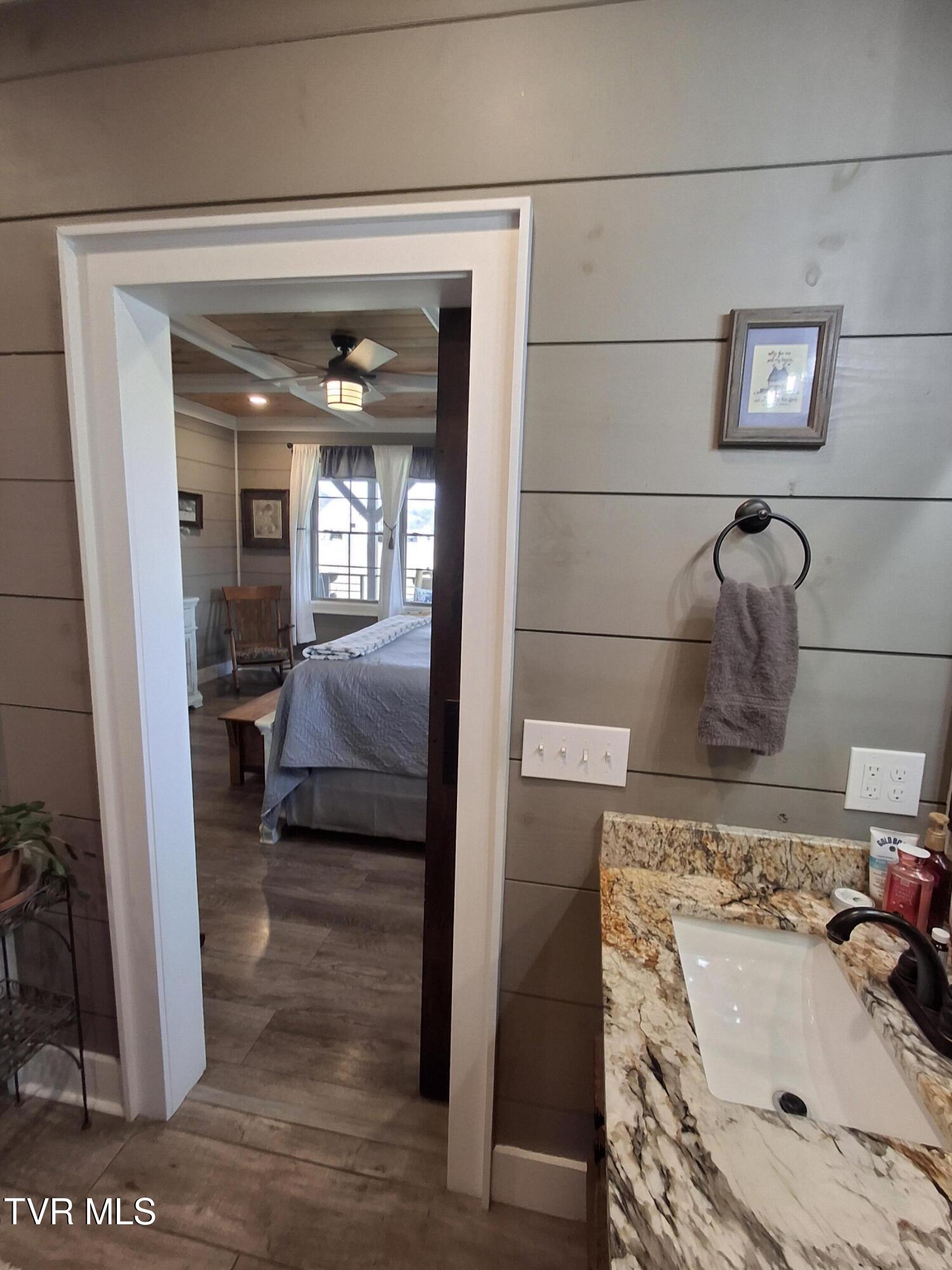 4246 Roan Creek Road, Mountain City, Tennessee image 15