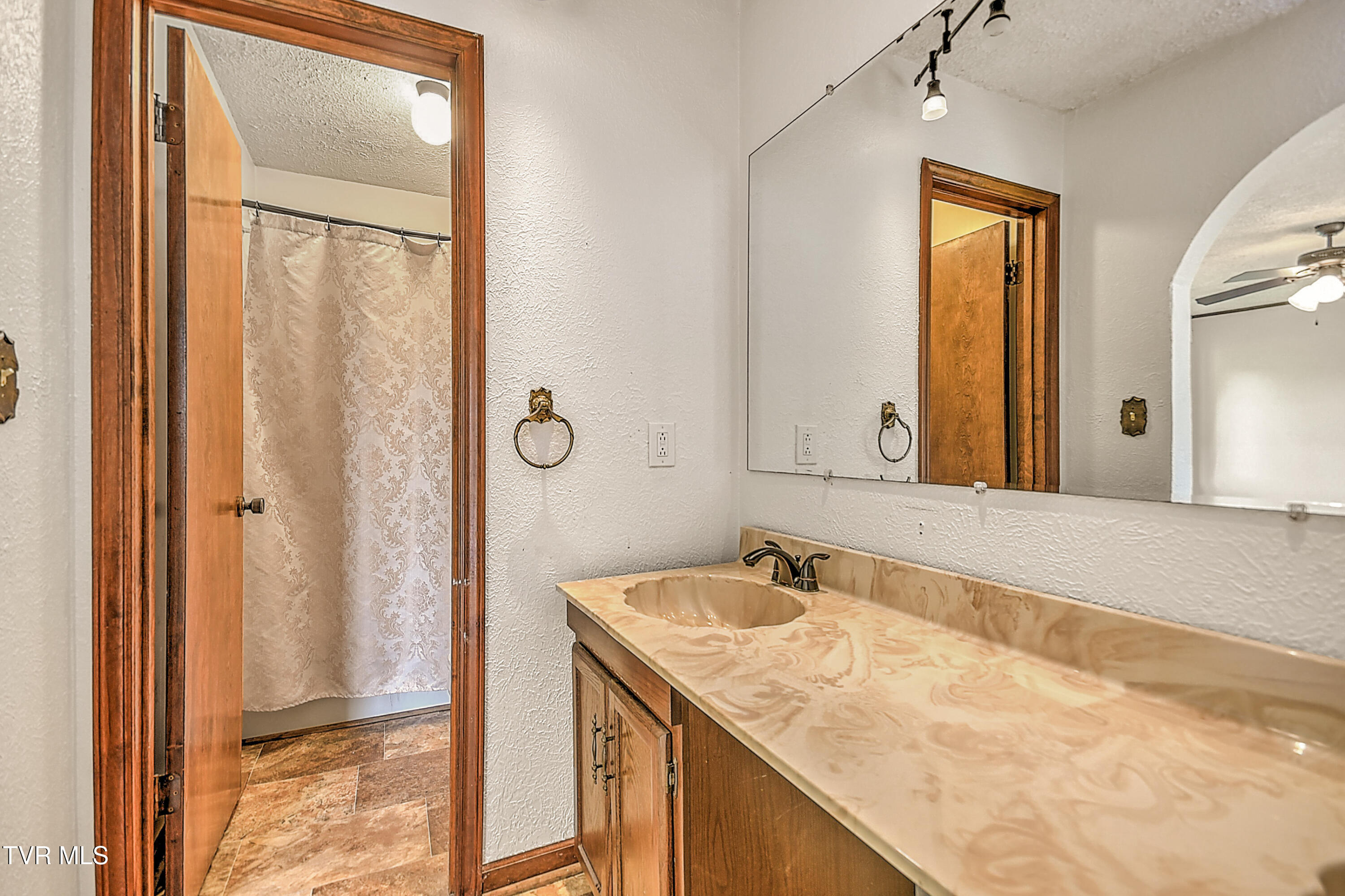 14191 King Mill Pike, Bristol, Virginia image 49