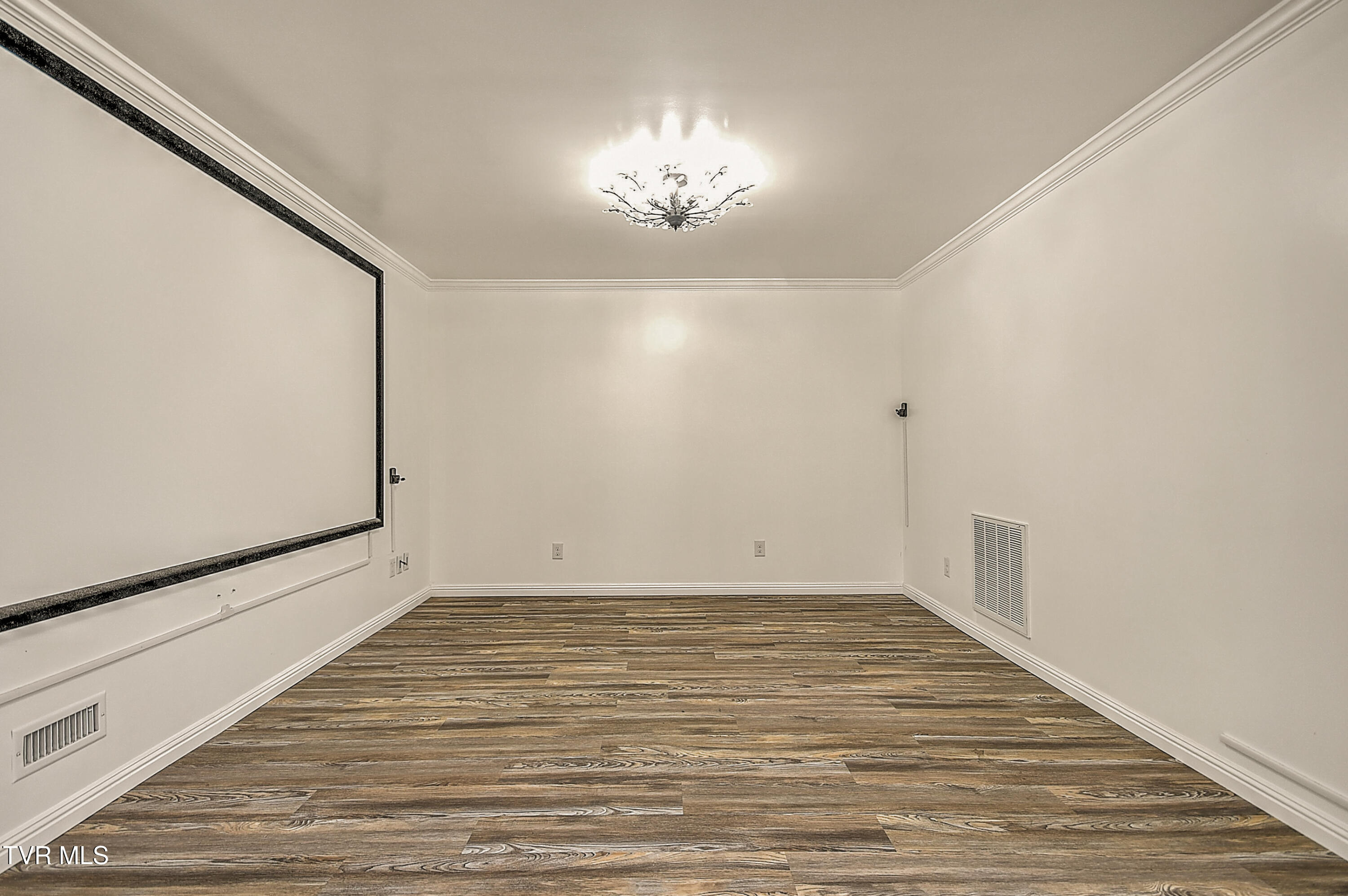 14191 King Mill Pike, Bristol, Virginia image 35