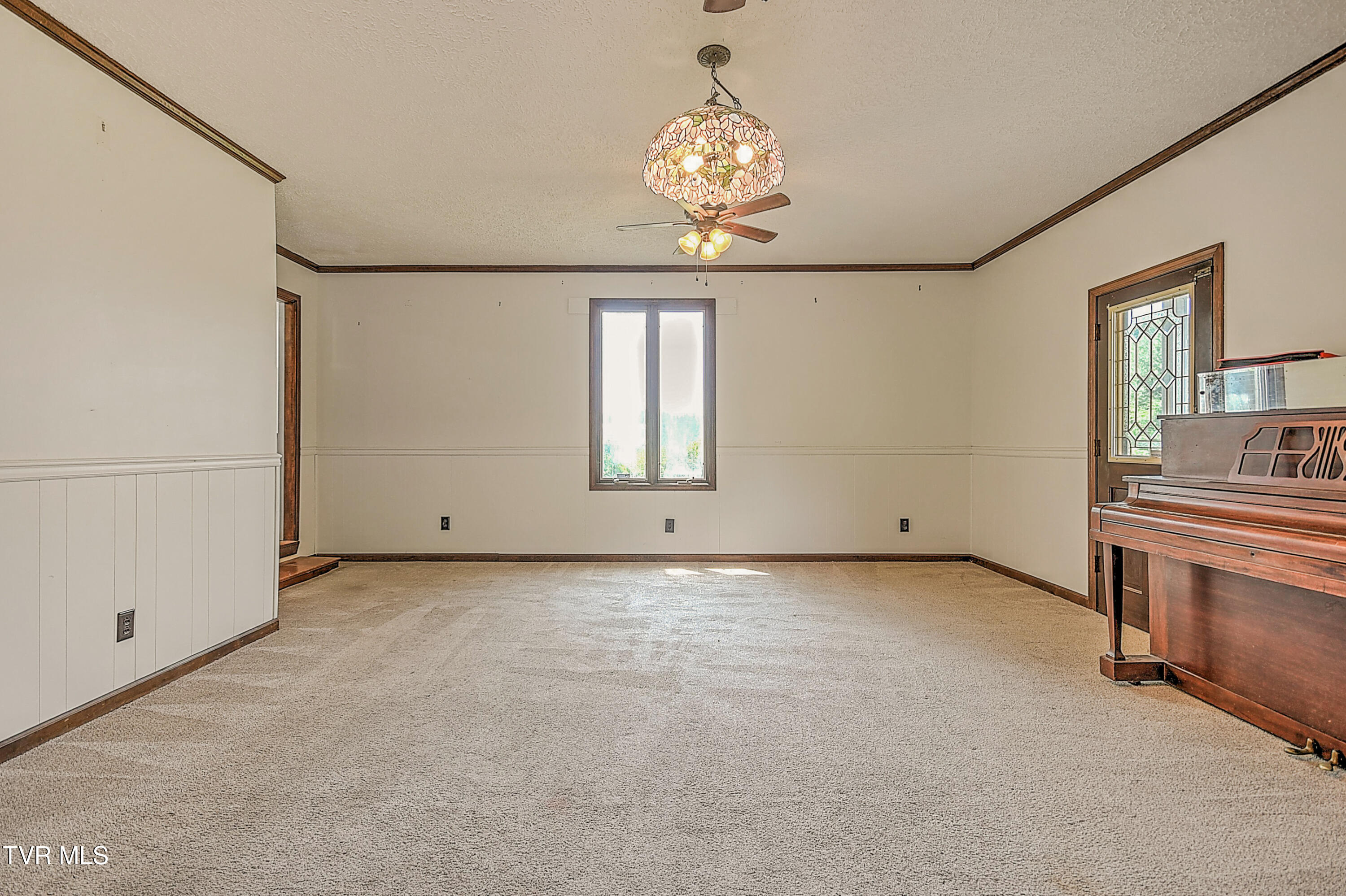 14191 King Mill Pike, Bristol, Virginia image 40