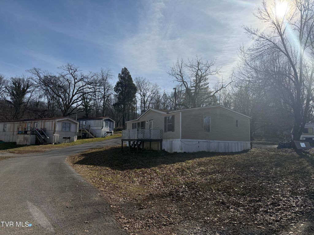 Photo of 5633 Orebank Road, Kingsport, TN 37664 (MLS # 9989787)