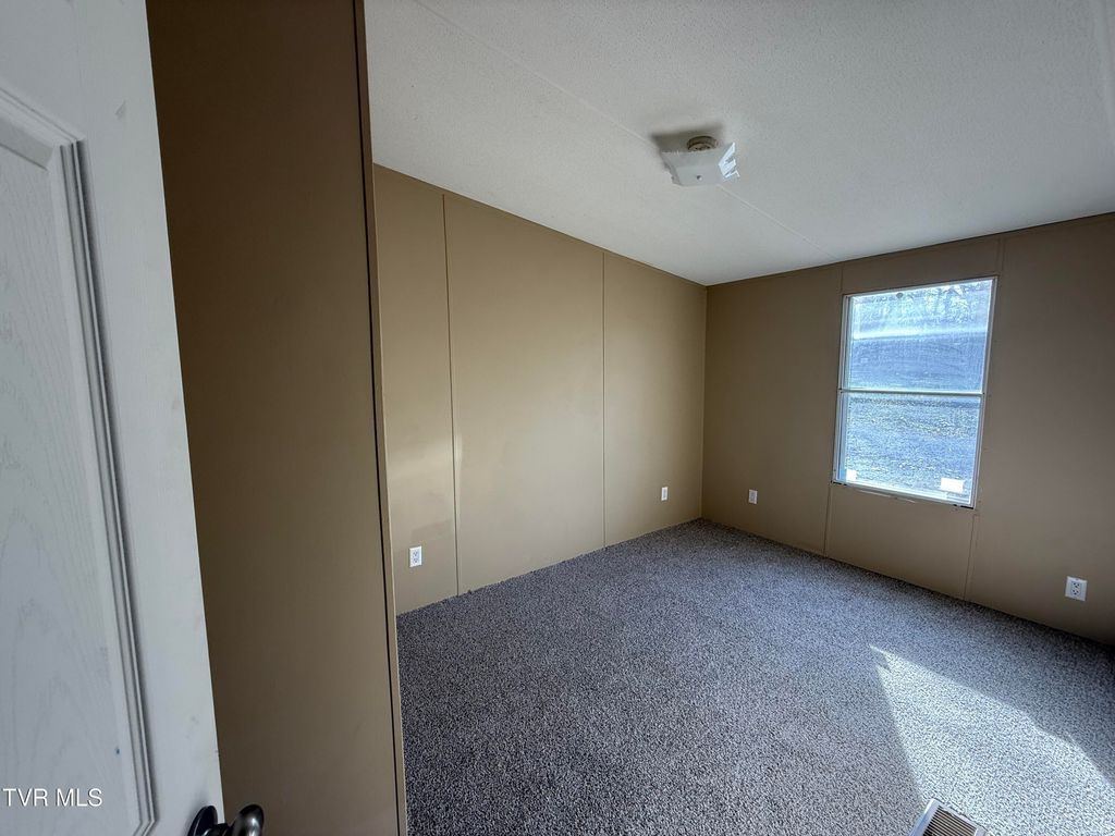 Photo of 5633 Orebank Road, Kingsport, TN 37664 (MLS # 9989787)