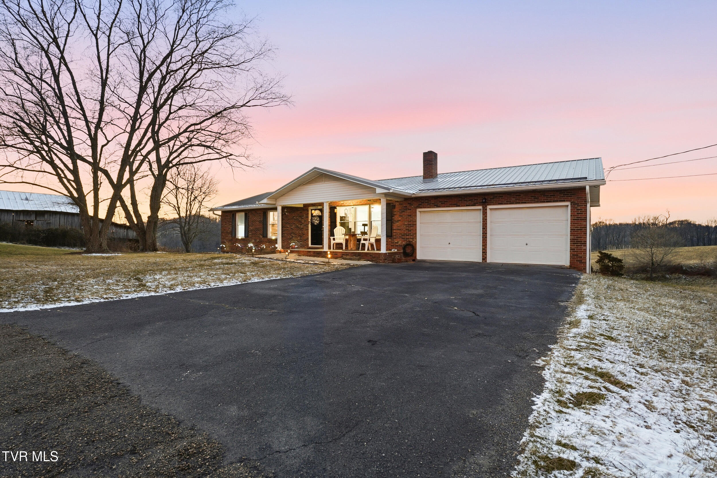 1325 Boones Creek Road