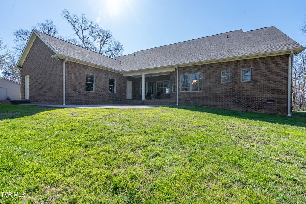 Photo of 2754 Newport Highway, Greeneville, TN 37743 (MLS # 9995154)