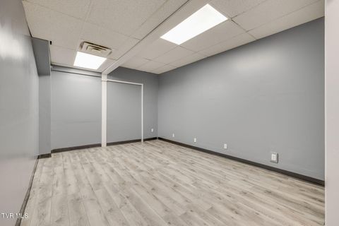 Tiny photo for 2728 Center Street #E, Kingsport, TN 37664 (MLS # 9989291)