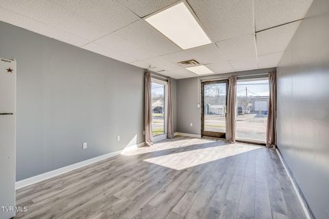 Tiny photo for 2728 Center Street #E, Kingsport, TN 37664 (MLS # 9989291)