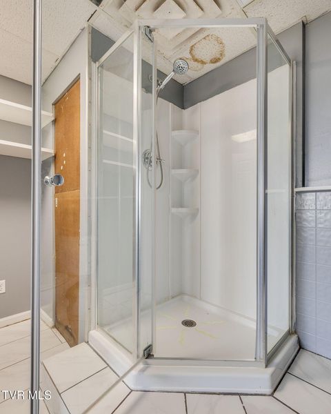 Tiny photo for 2728 Center Street #E, Kingsport, TN 37664 (MLS # 9989291)