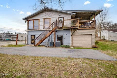 Tiny photo for 2728 Center Street #E, Kingsport, TN 37664 (MLS # 9989291)