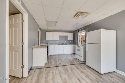 Tiny photo for 2728 Center Street #E, Kingsport, TN 37664 (MLS # 9989291)