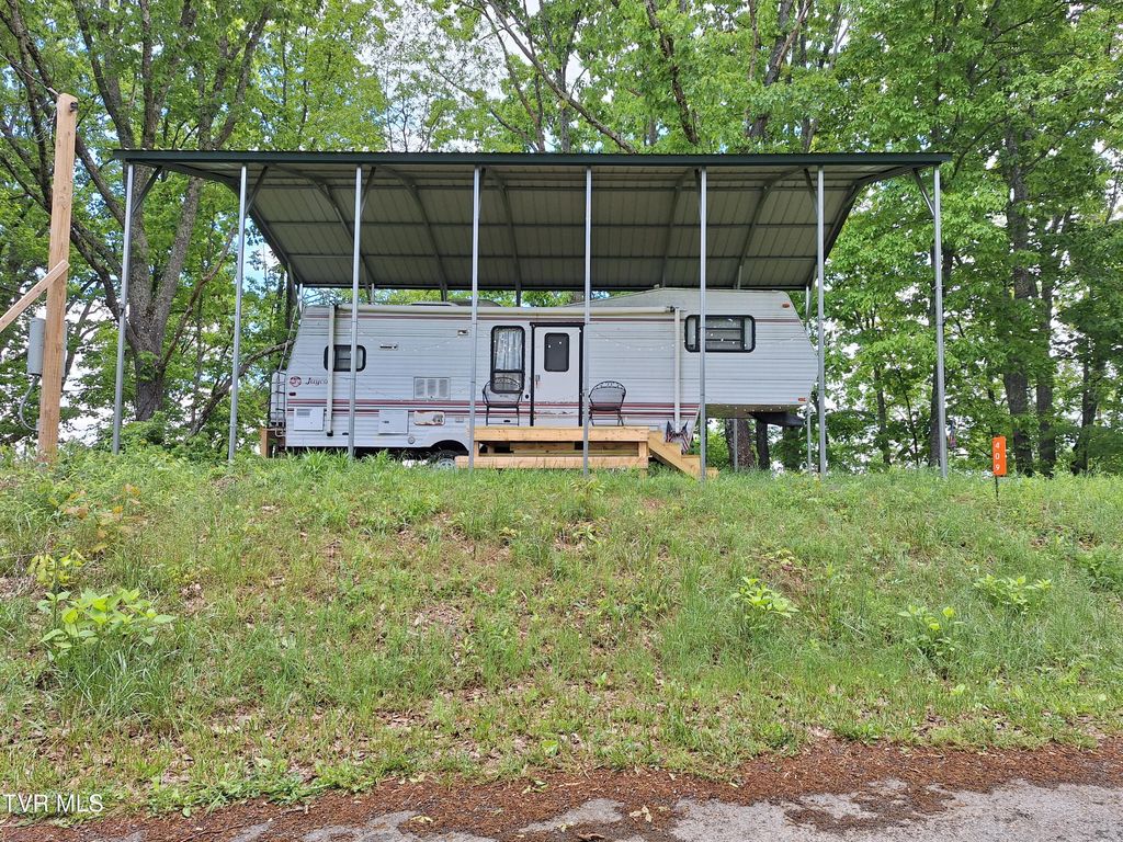 Photo of 409 Dean Road, Mooresburg, TN 37811 (MLS # 9991795)