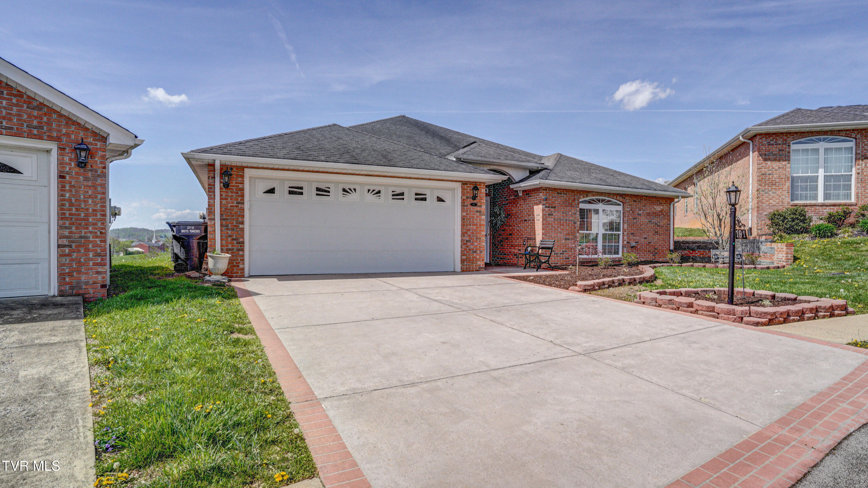 191 Apple Lake Drive, Bluff City, Tennessee image 2