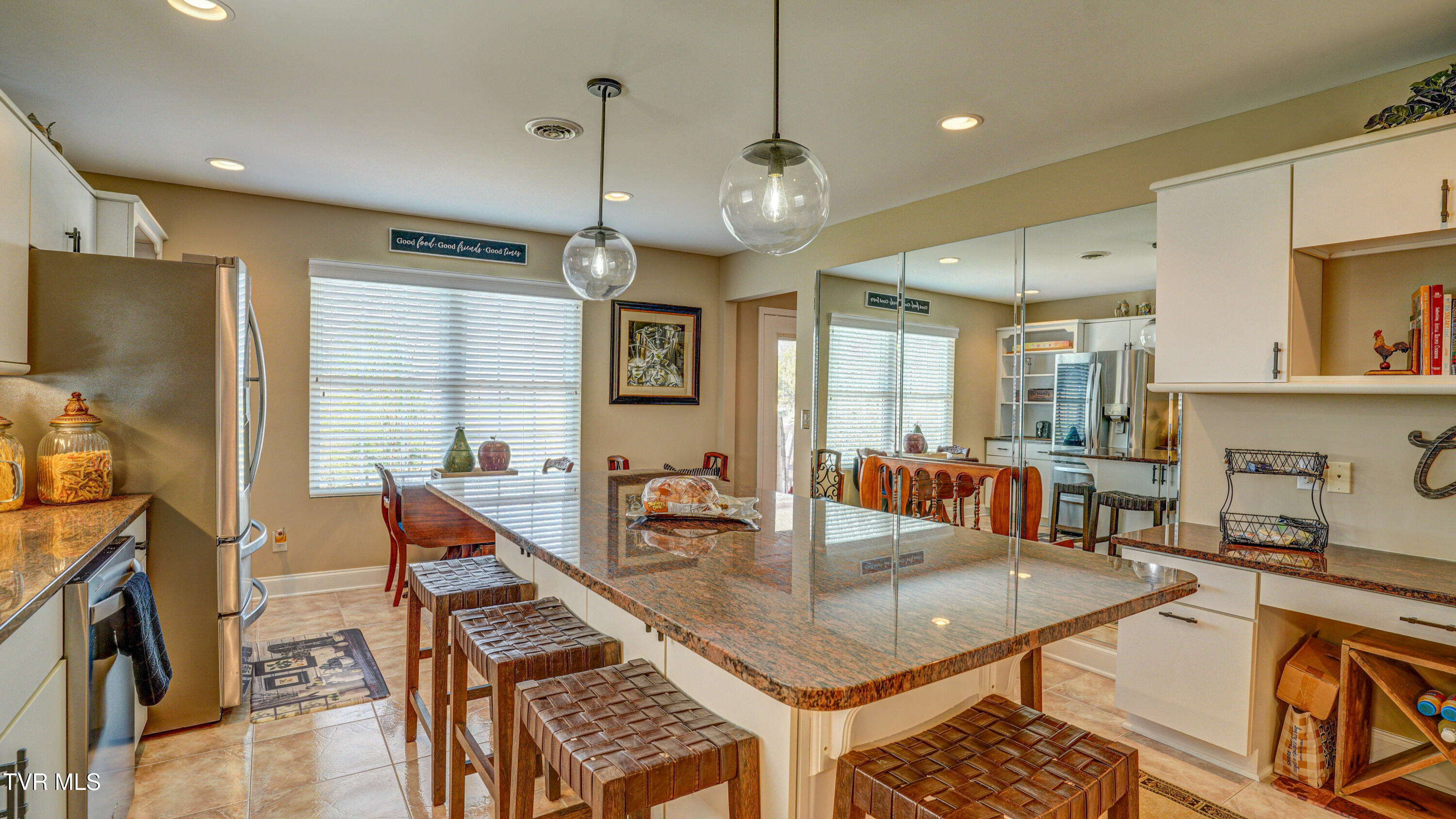 191 Apple Lake Drive, Bluff City, Tennessee image 29