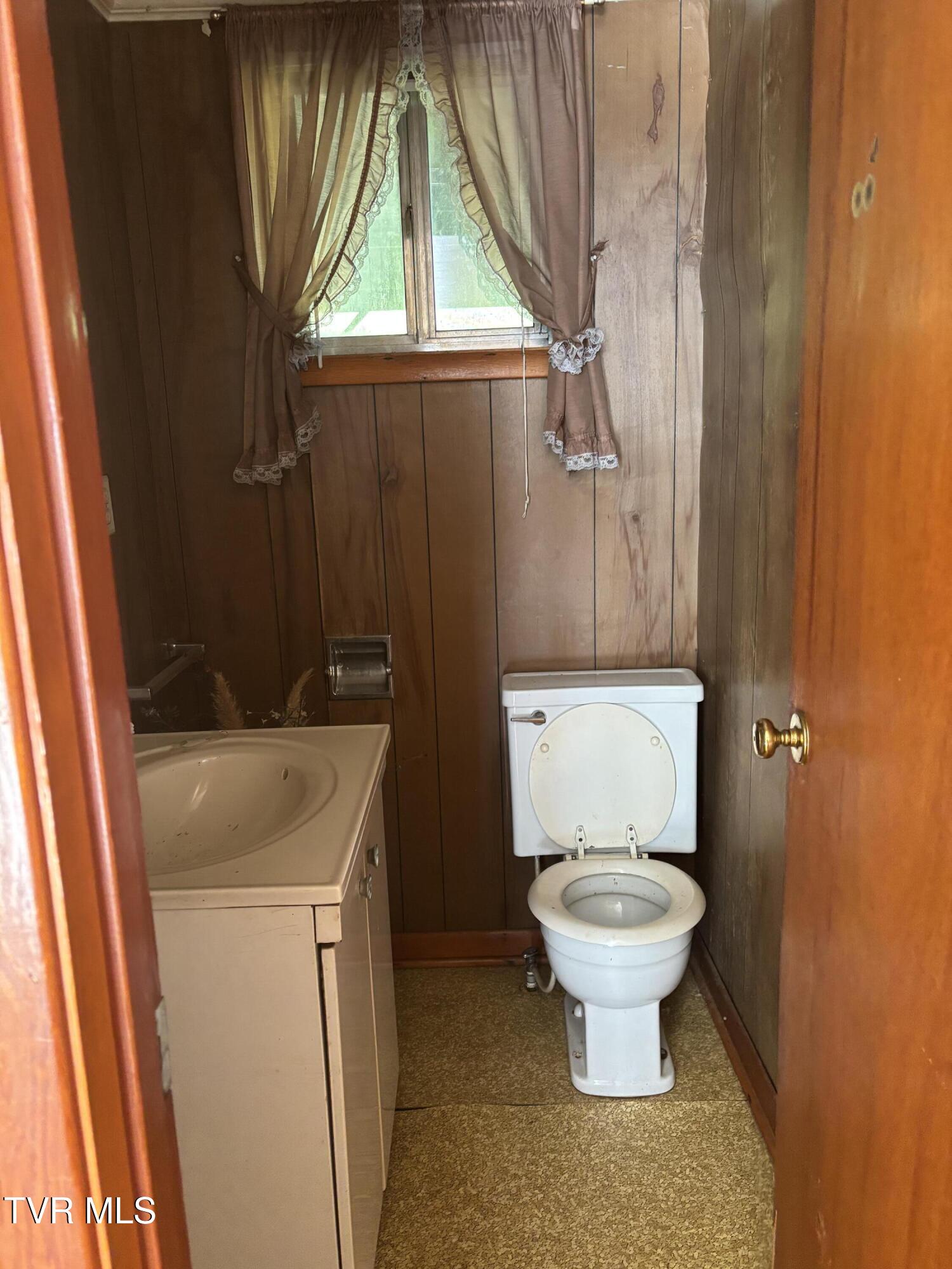160 Power House Hollow, Clintwood, Virginia image 16