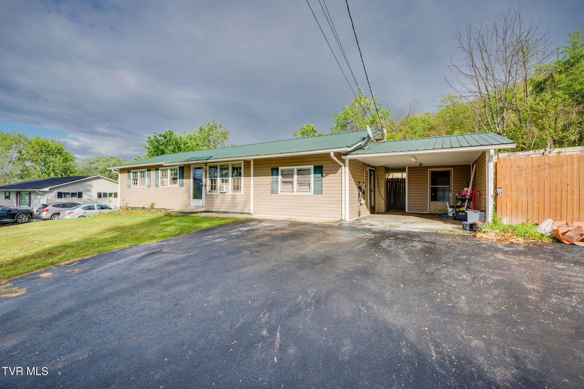 105 Deaton Street, Erwin, Tennessee image 3