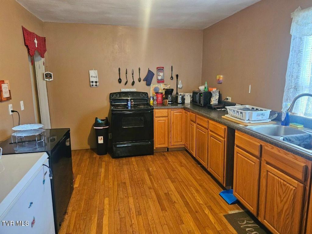 Photo of 726 Birch Street, Appalachia, VA 24216 (MLS # 9990981)