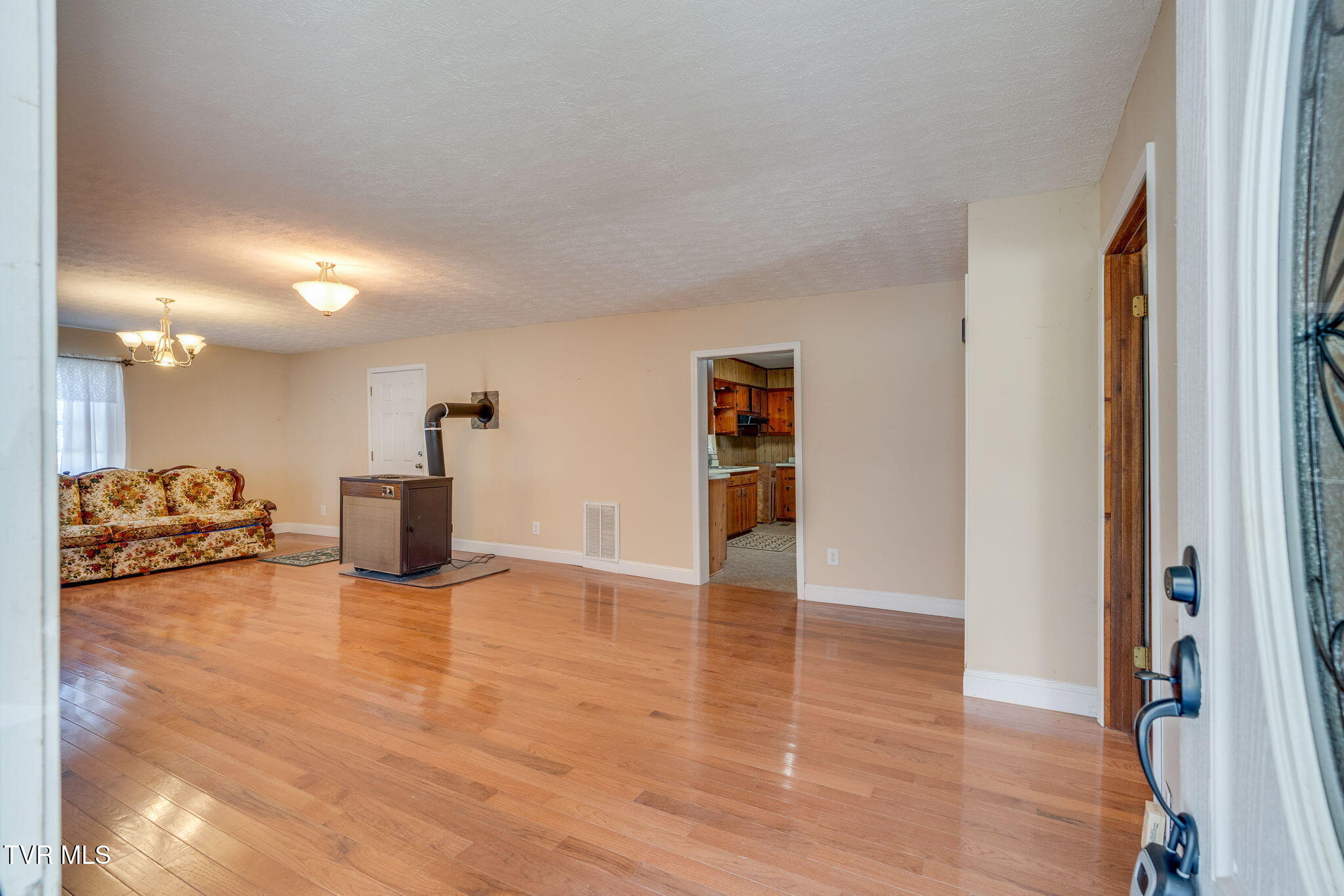 1144 Poor Valley Road, Rogersville, Tennessee image 3