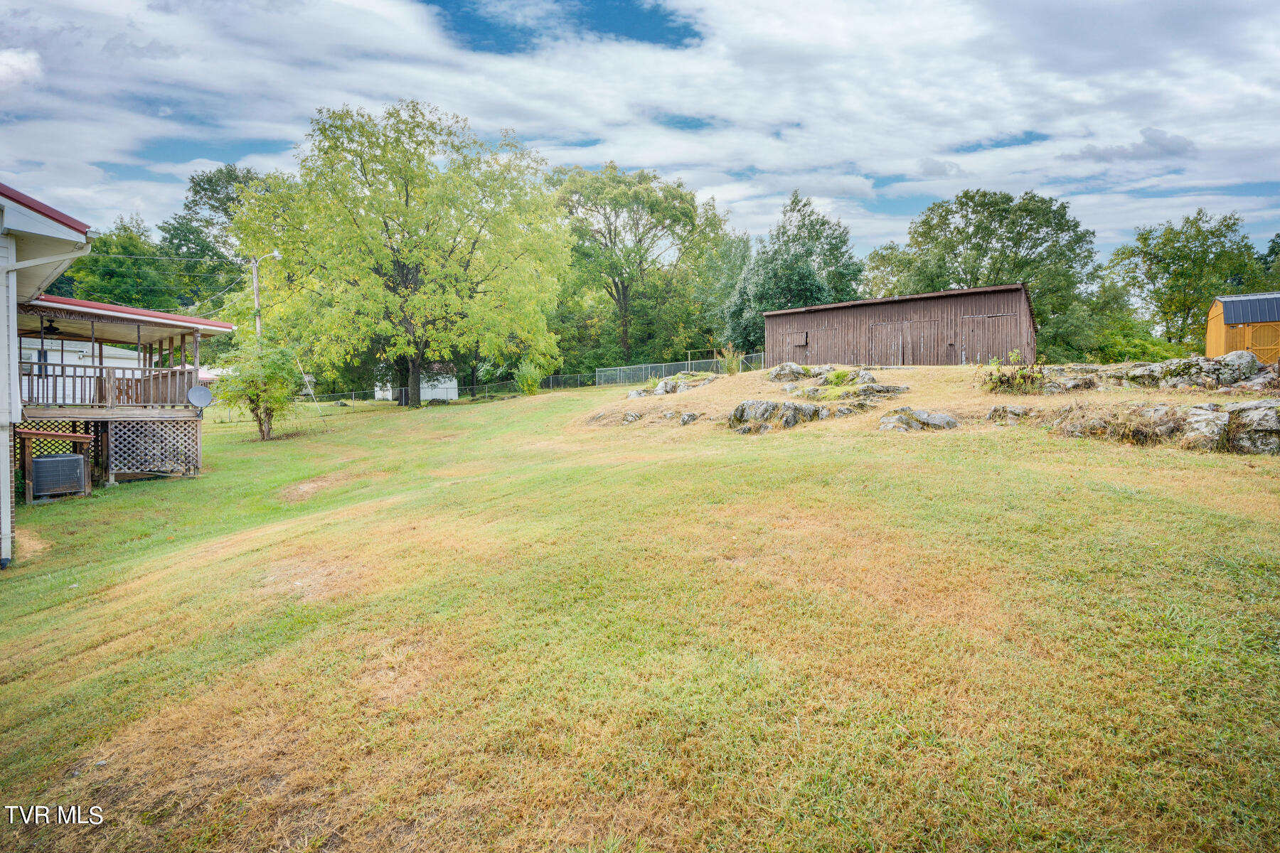 415 Walnut Street, Church Hill, Tennessee image 32