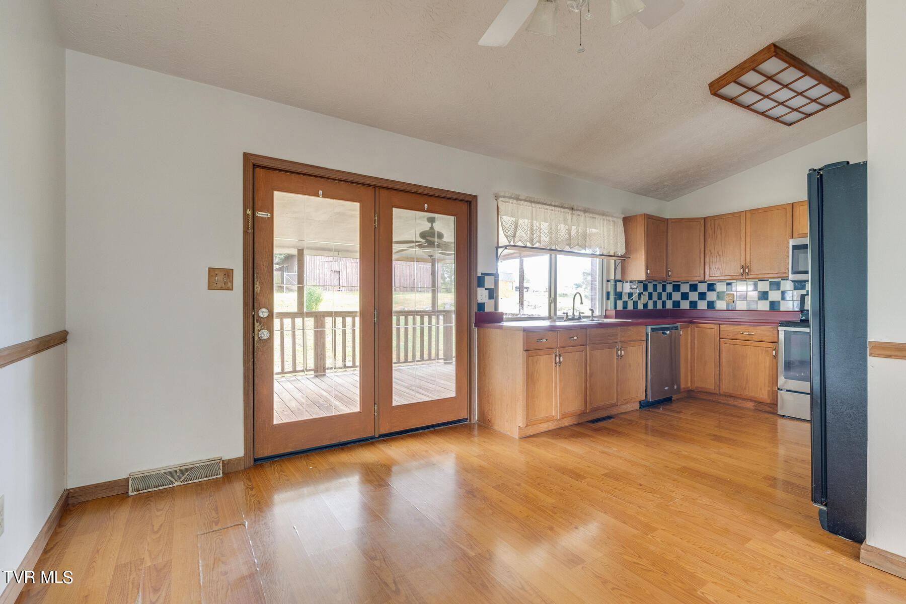 415 Walnut Street, Church Hill, Tennessee image 8