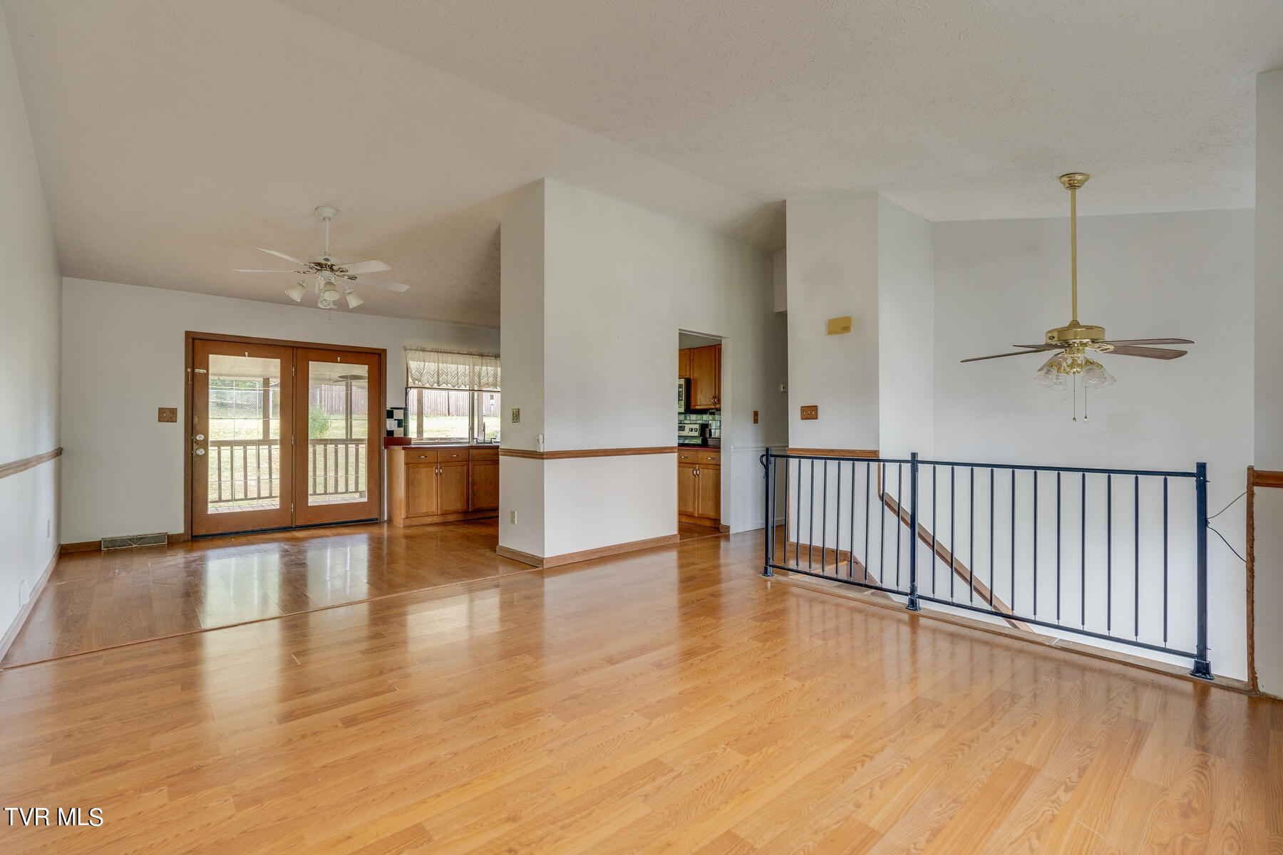 415 Walnut Street, Church Hill, Tennessee image 7