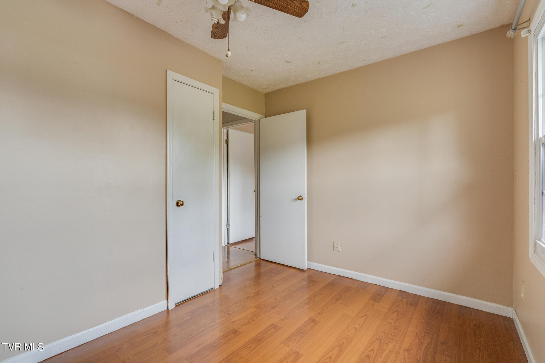 415 Walnut Street, Church Hill, Tennessee image 20