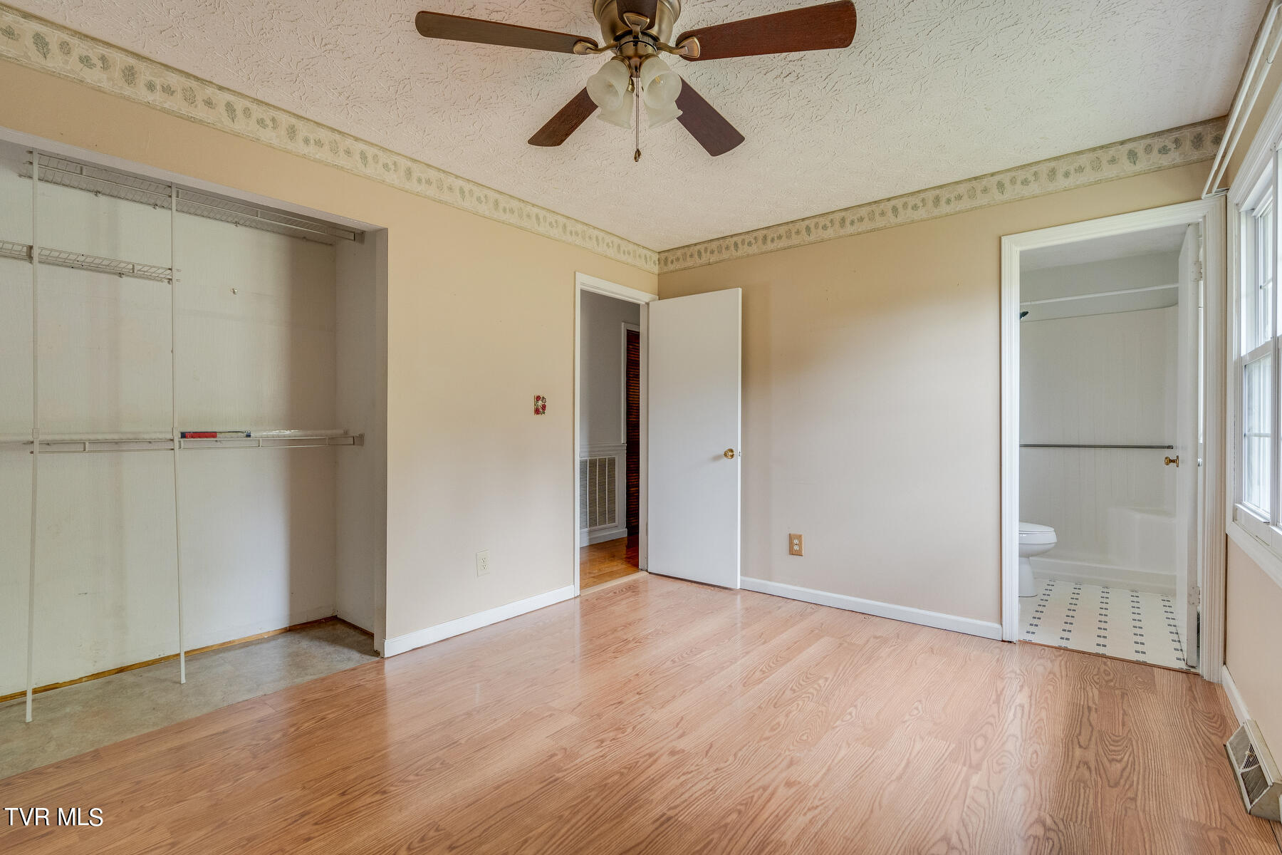 415 Walnut Street, Church Hill, Tennessee image 14