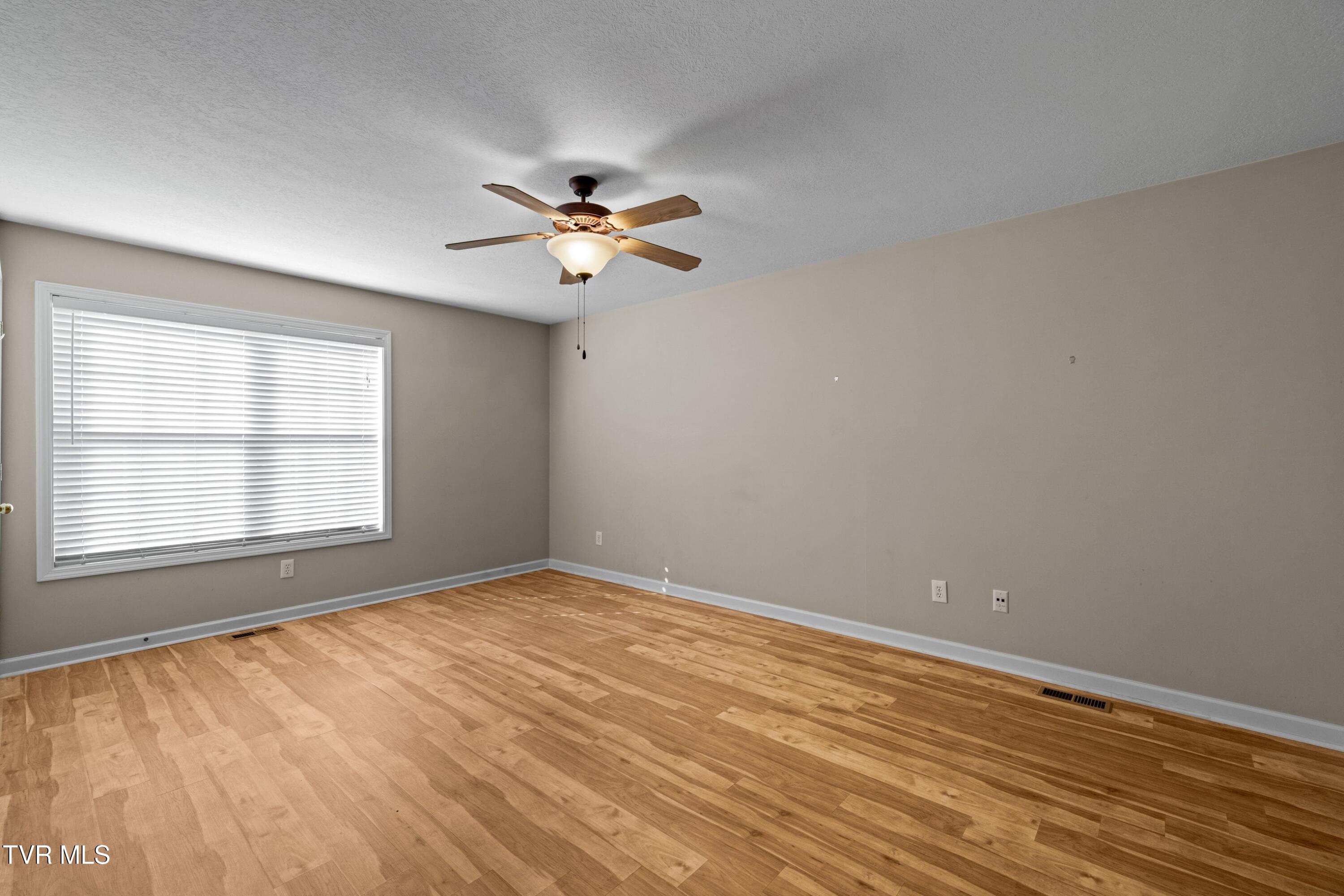 944 Micro Way, Knoxville, Tennessee image 11
