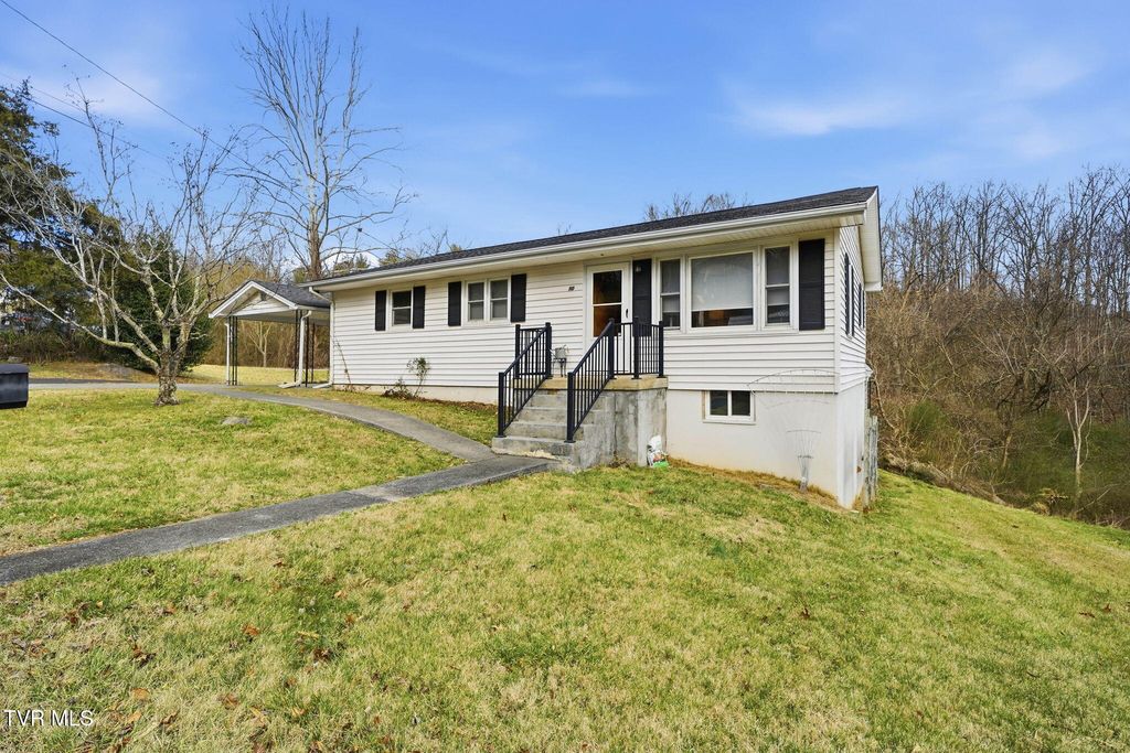 Photo of 110 Taylortown Road, Johnson City, TN 37601 (MLS # 9990482)