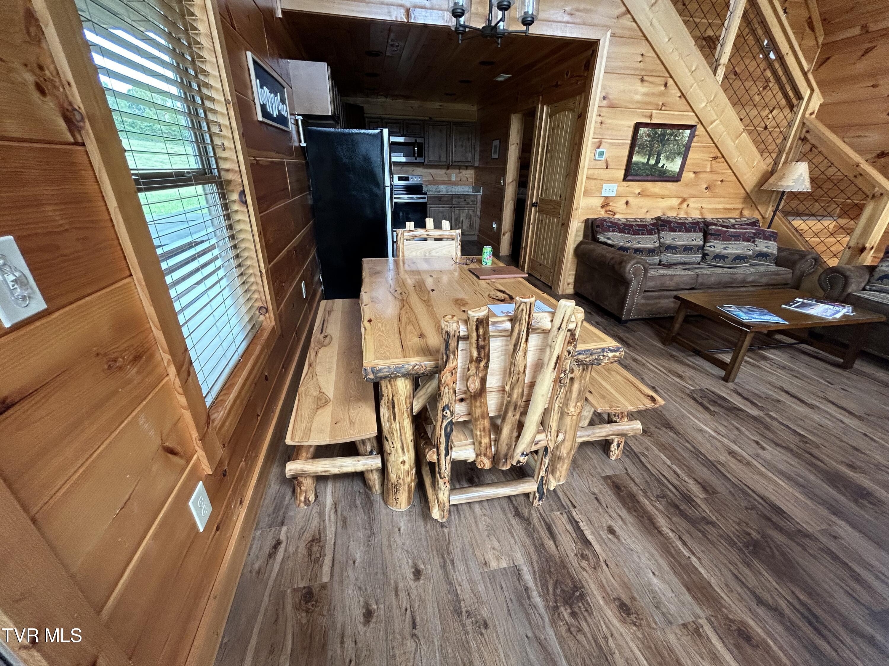 3871 Holders Grove Road, Cosby, Tennessee image 6