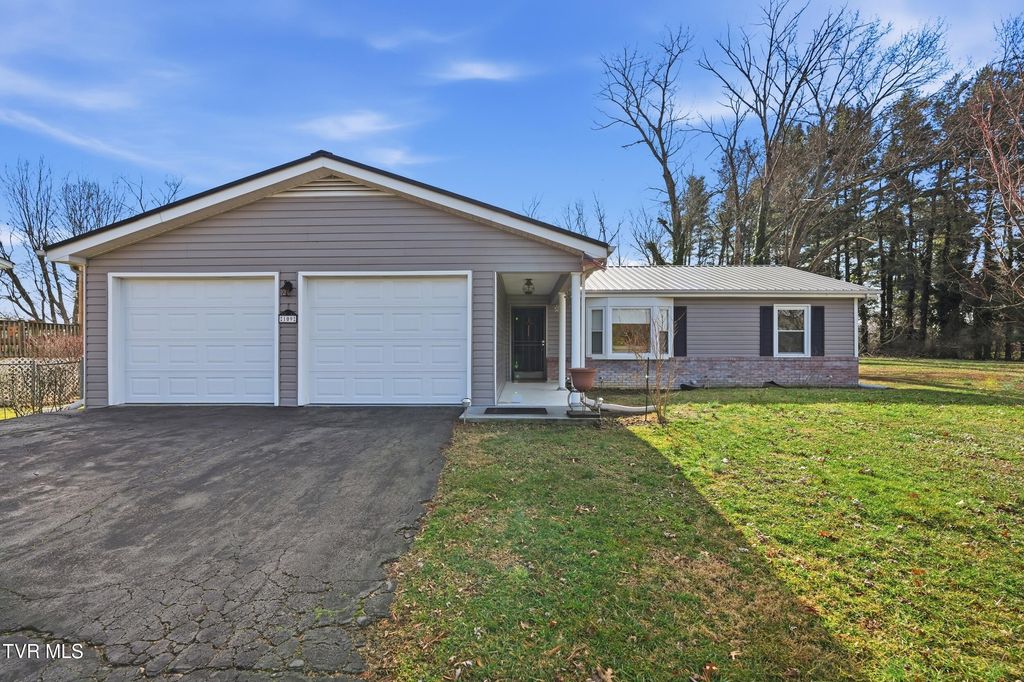 Photo of 109 Canterbury Lane, Bristol, VA 24201 (MLS # 9991087)