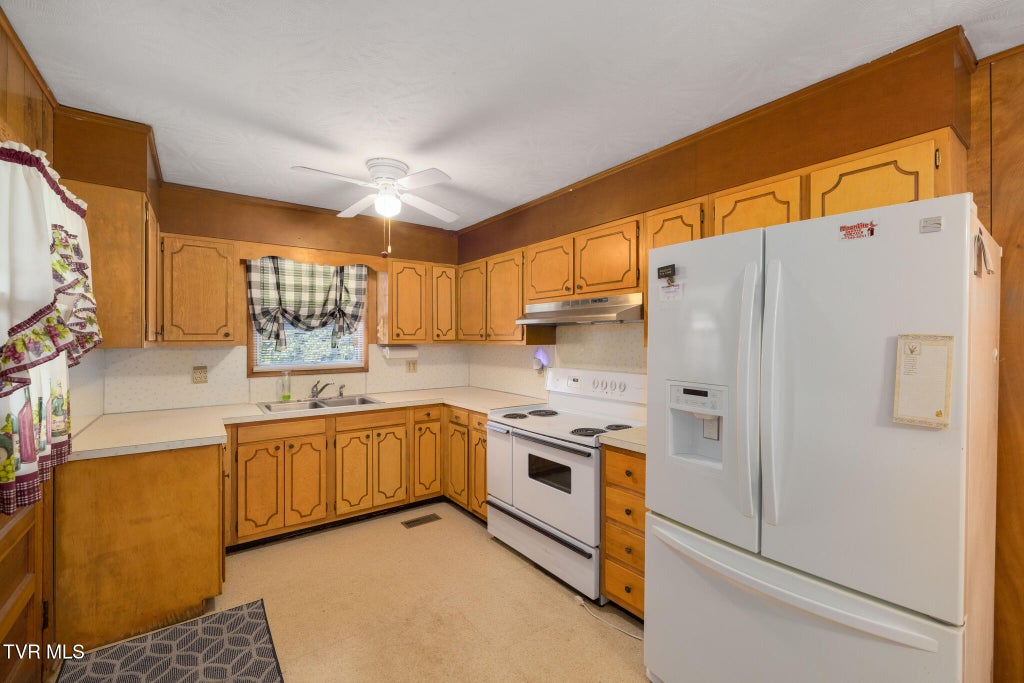 Photo of 1694 Pattonsville Road, Duffield, VA 24244 (MLS # 10002289)
