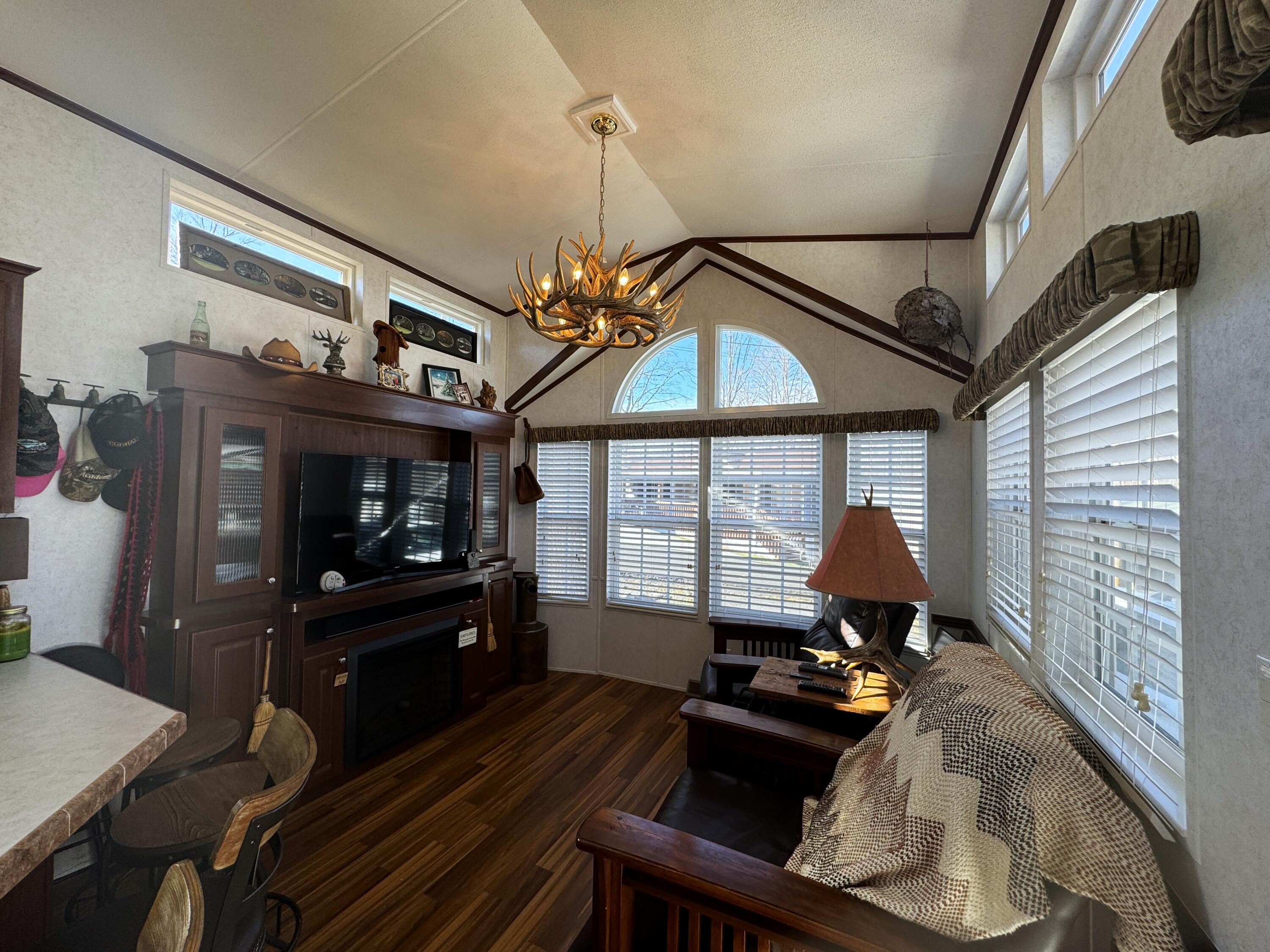 5355 East Parkway #35, Cosby, Tennessee image 7