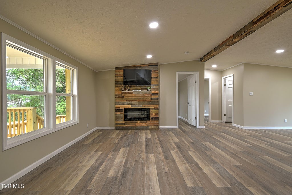 Photo of 205 Broad Street, Weber City, VA 24290 (MLS # 9996599)